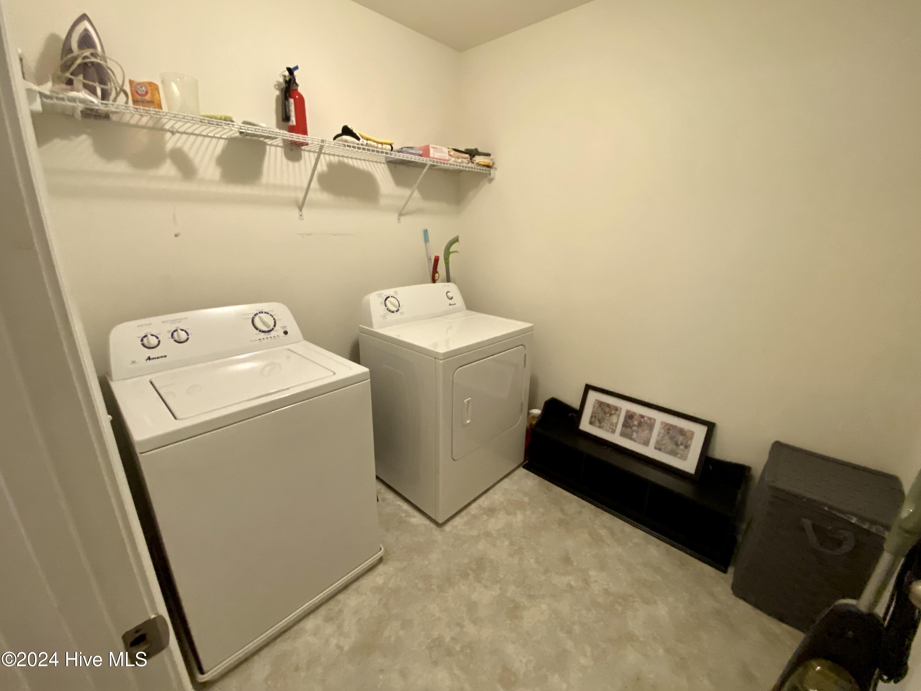 565 Golden Villas Drive Property Photo 16