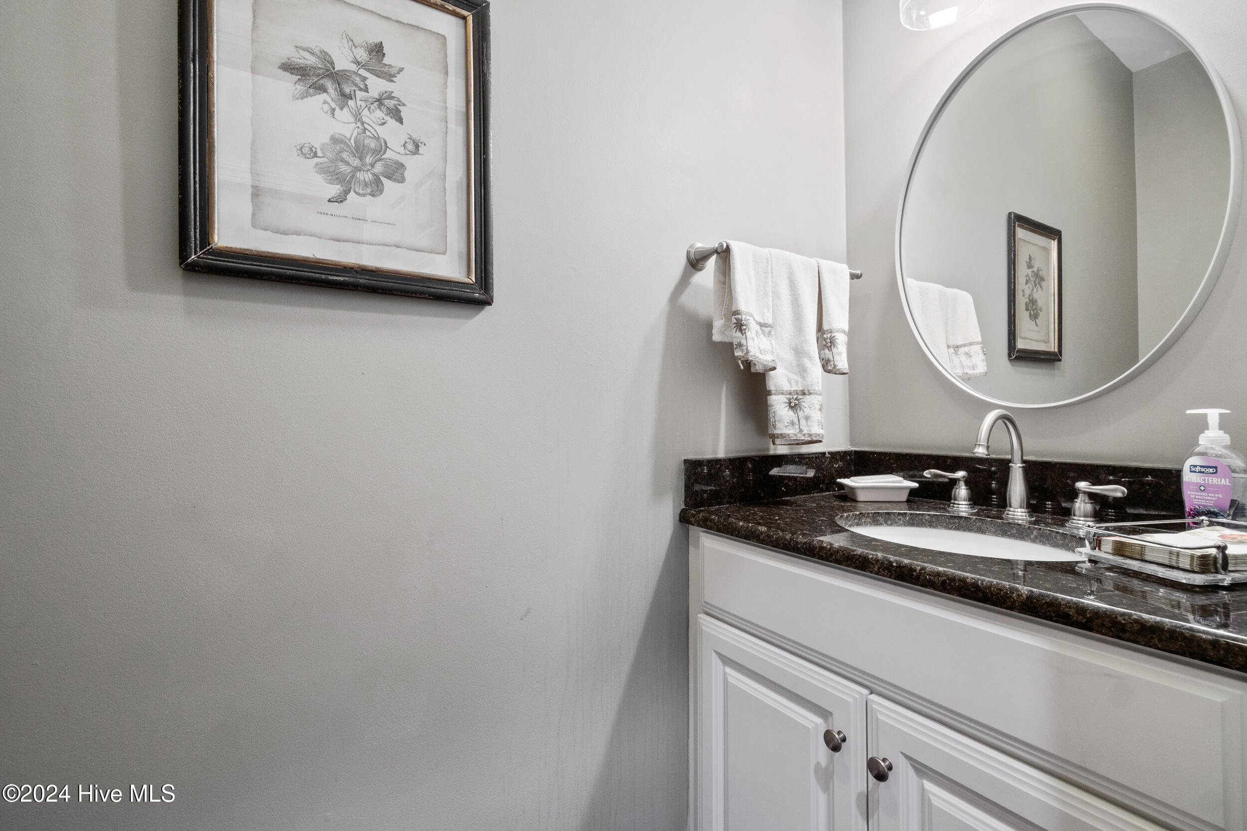 104 French Broad Road Property Photo 32