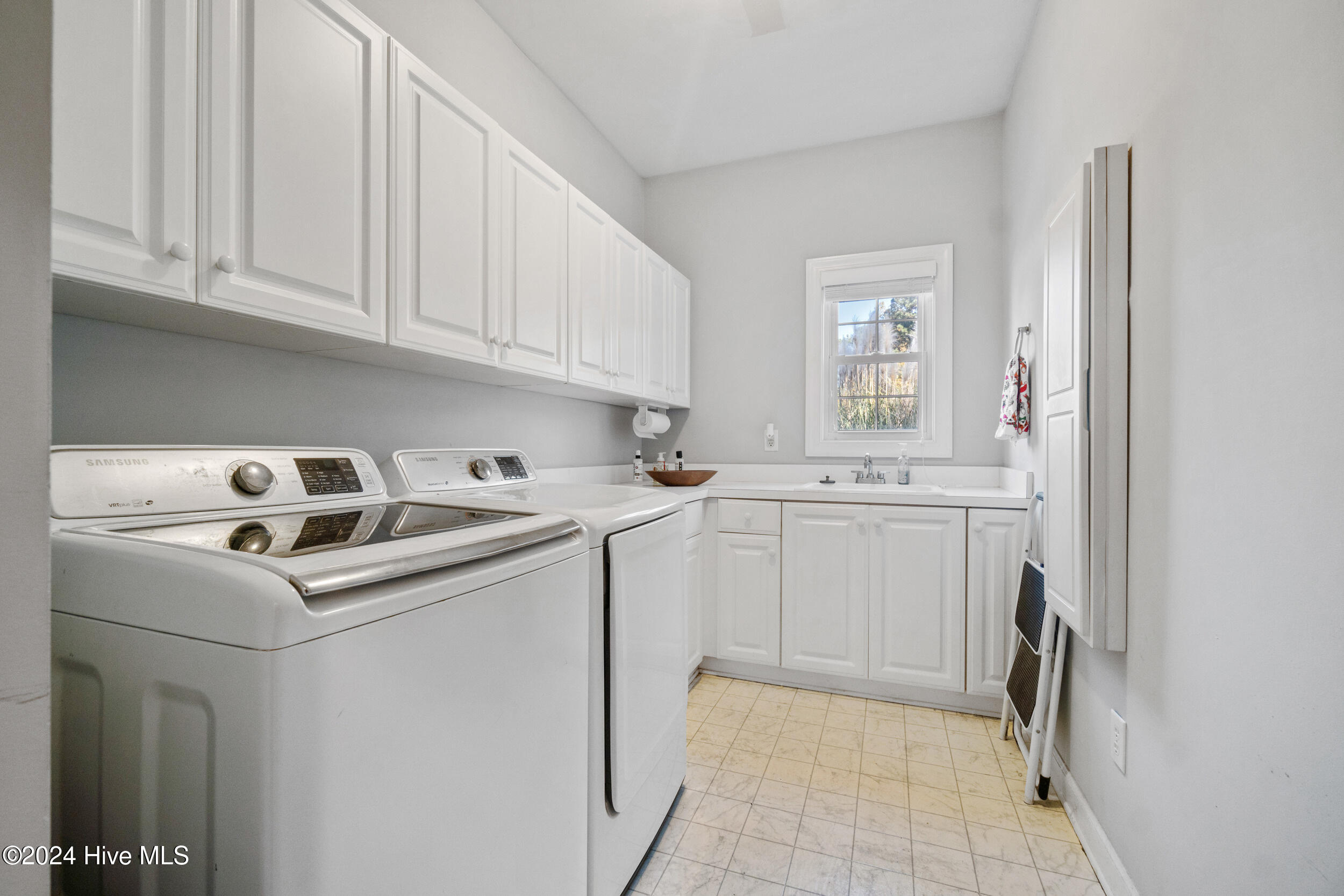 104 French Broad Road Property Photo 34