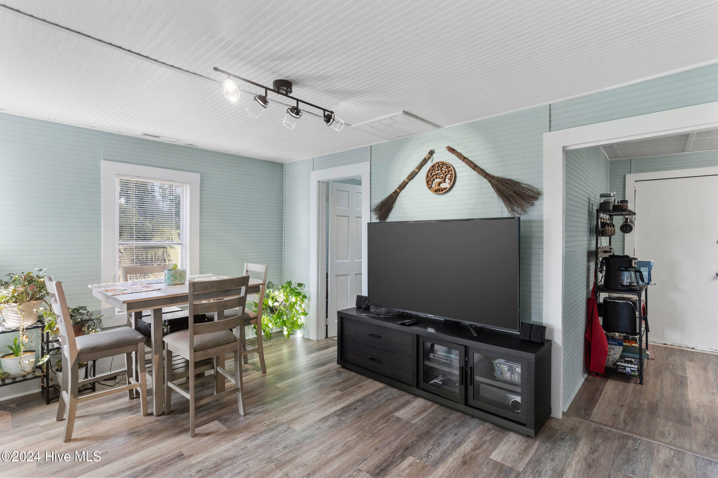 405 Natmore Road Property Photo 12