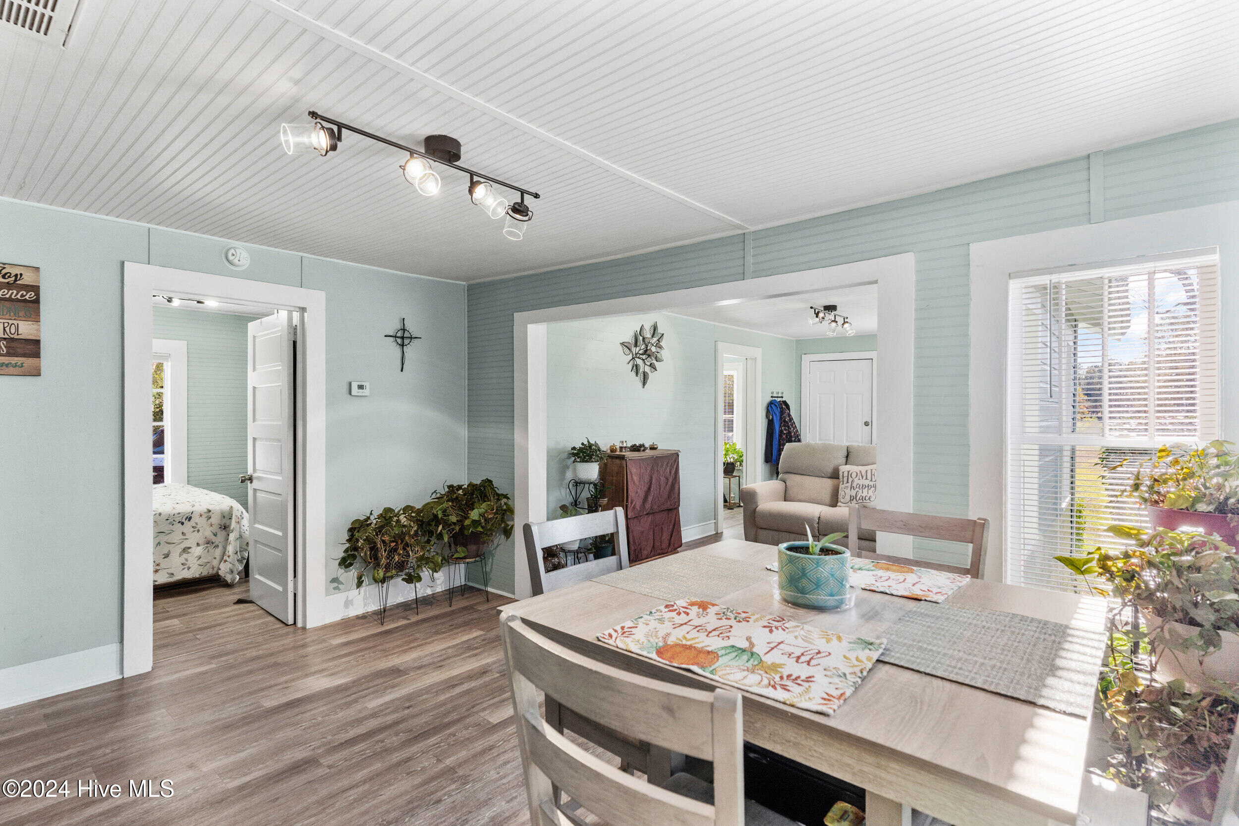 405 Natmore Road Property Photo 14