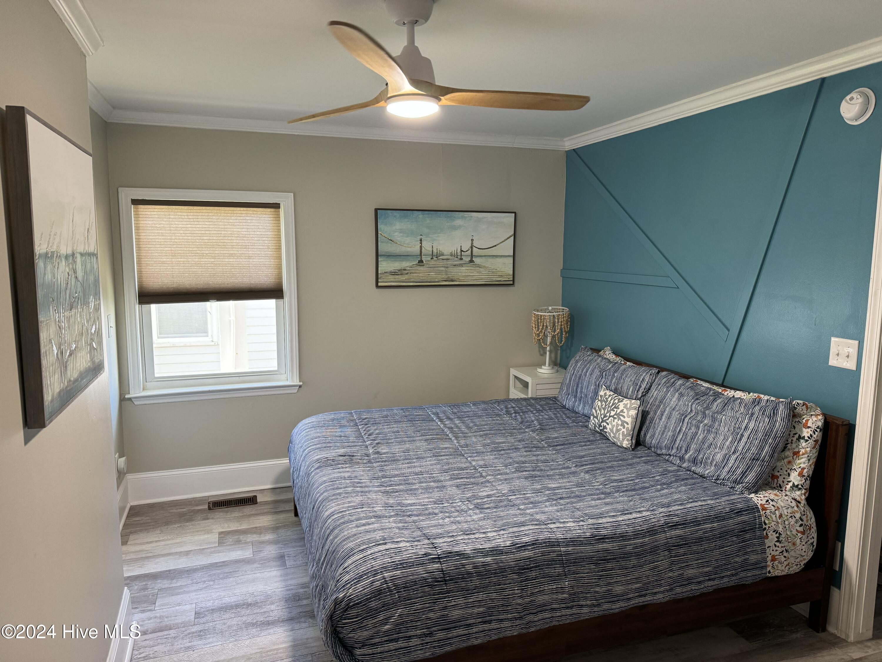 411 N Shore Drive Property Photo 8