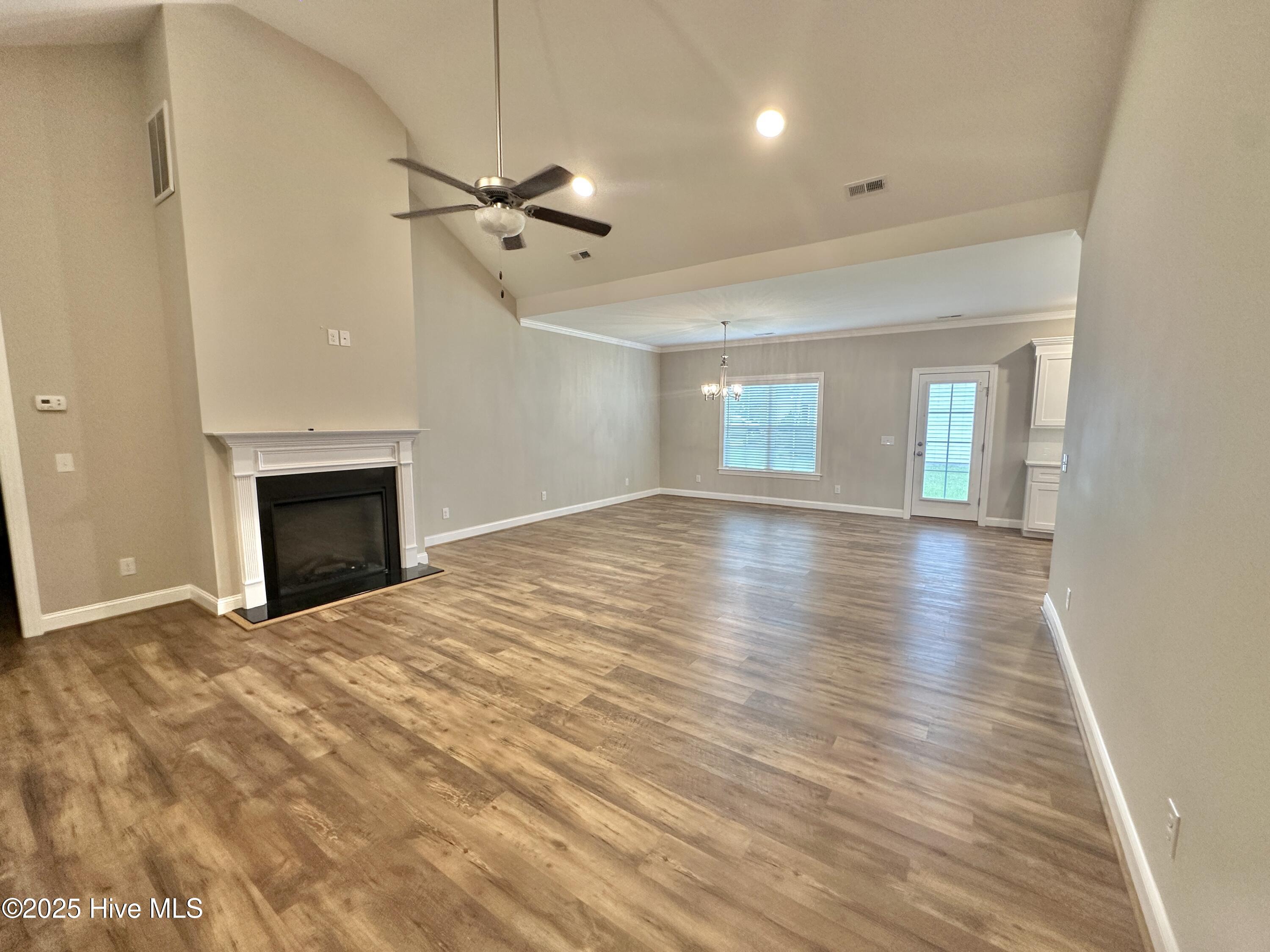 1301 Pine Drive Property Photo 6