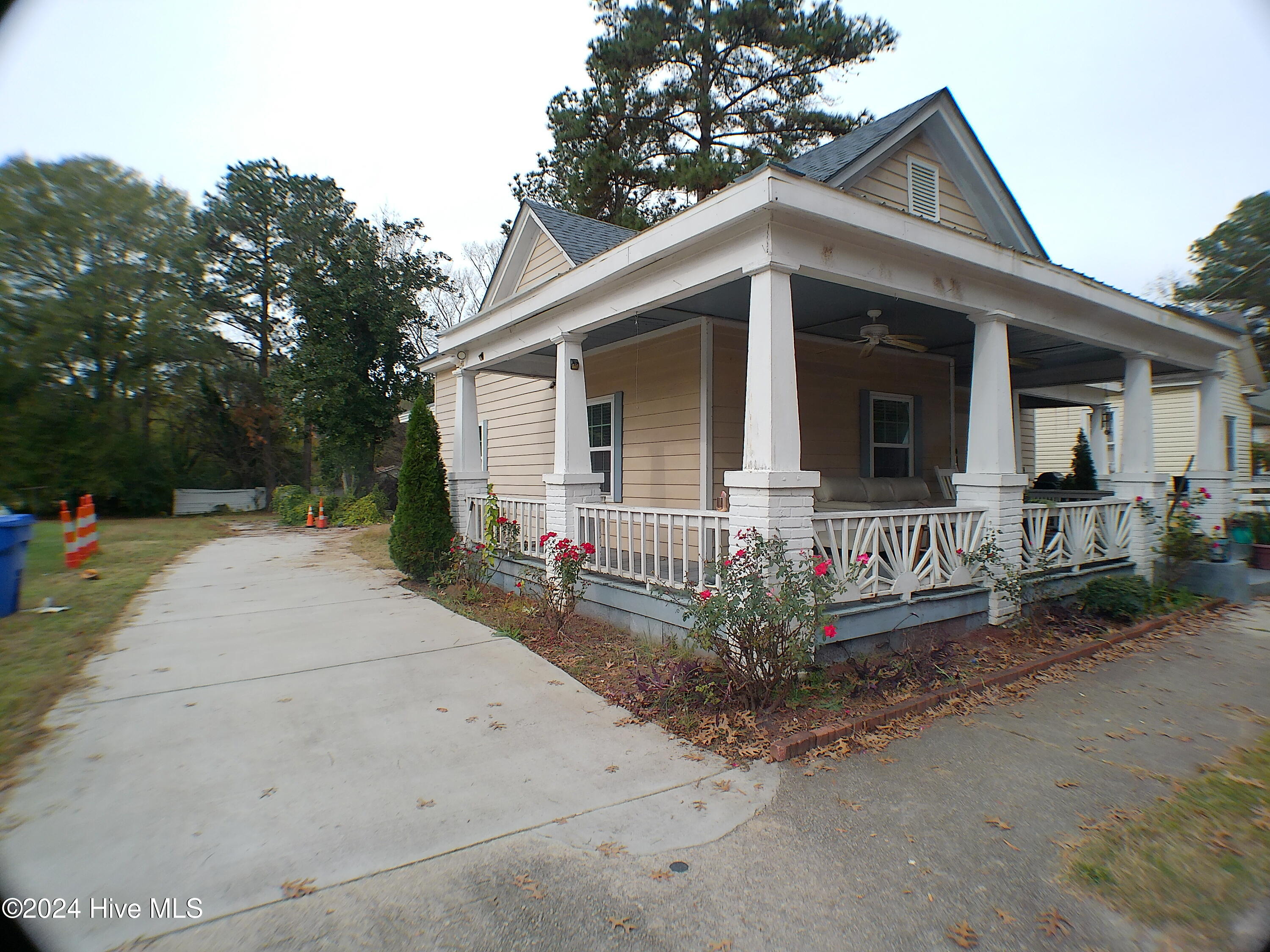405 Vick Street Property Photo 3