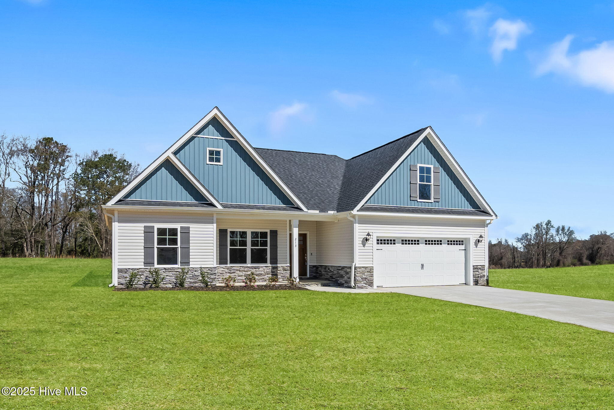 213 Creeks Edge Drive Property Photo 4