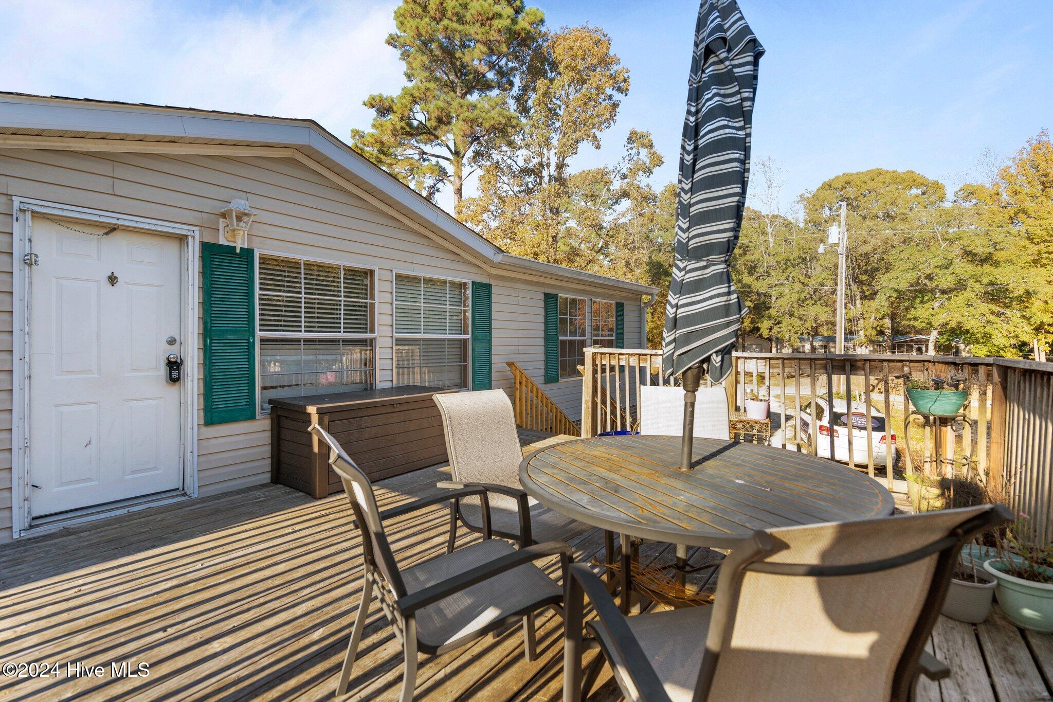 834 Wildwood Circle Property Photo 4