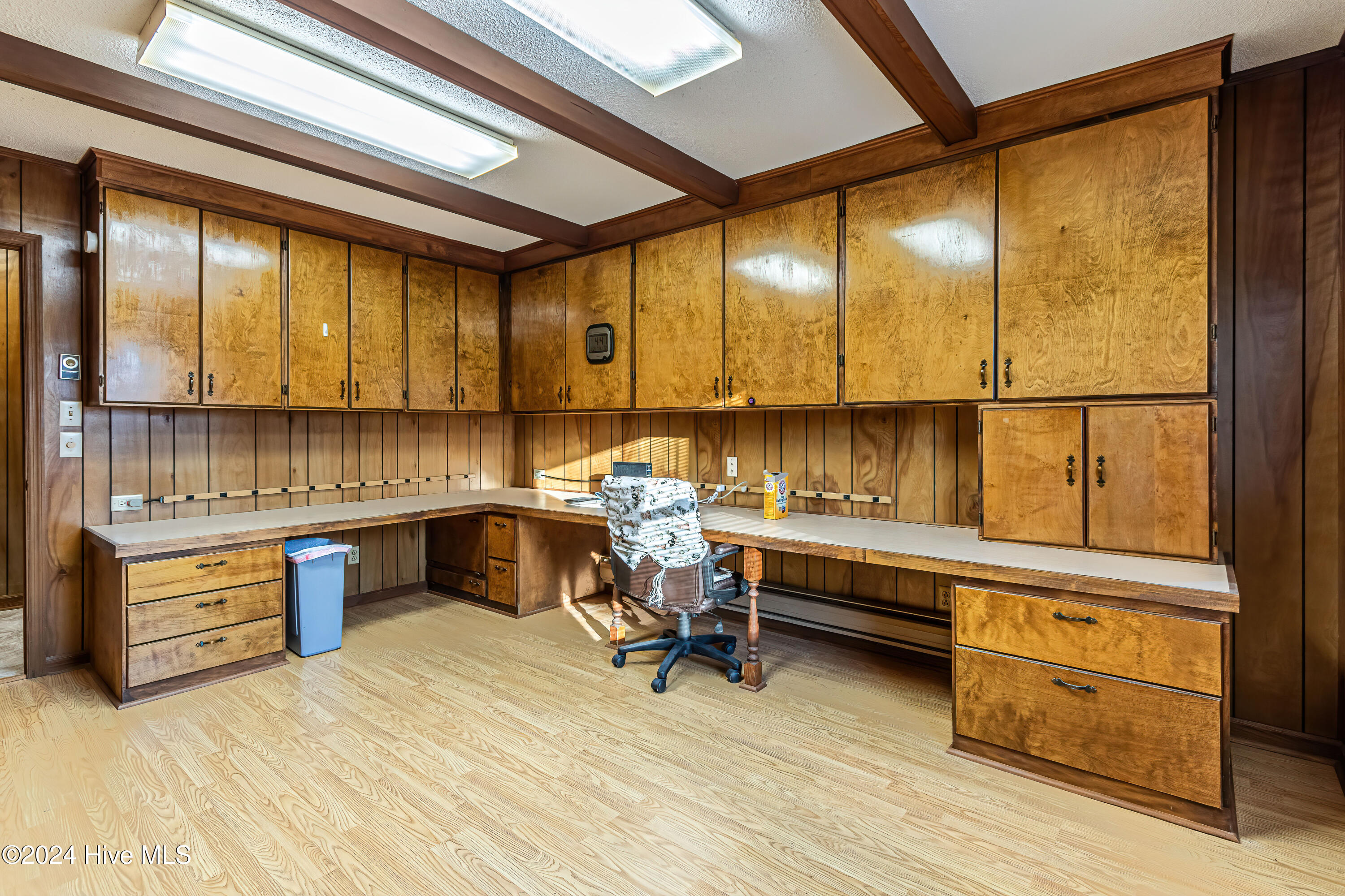 511 Greenbriar Drive Property Photo 15
