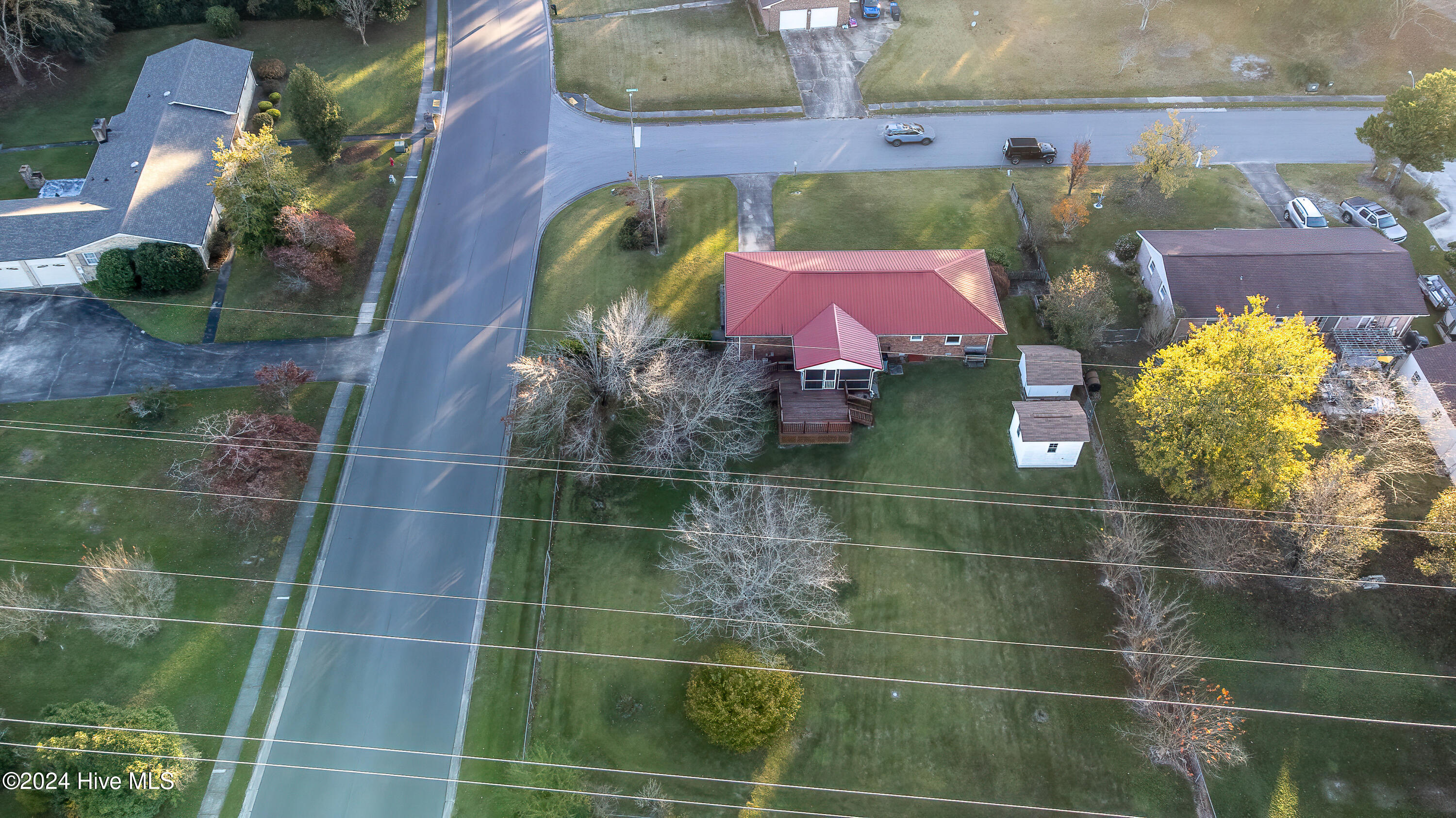 511 Greenbriar Drive Property Photo 63