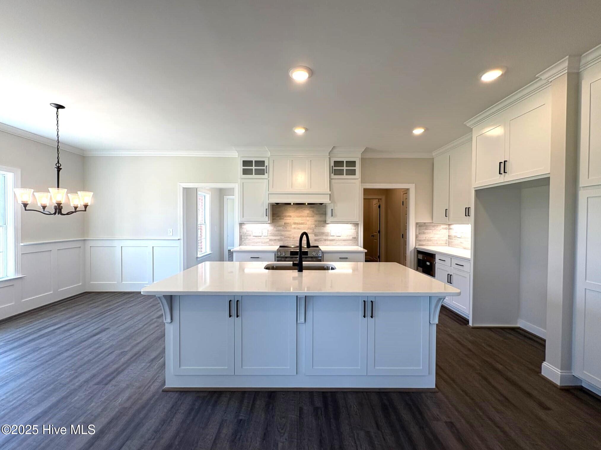 7575 Sweetwater Drive Property Photo 22