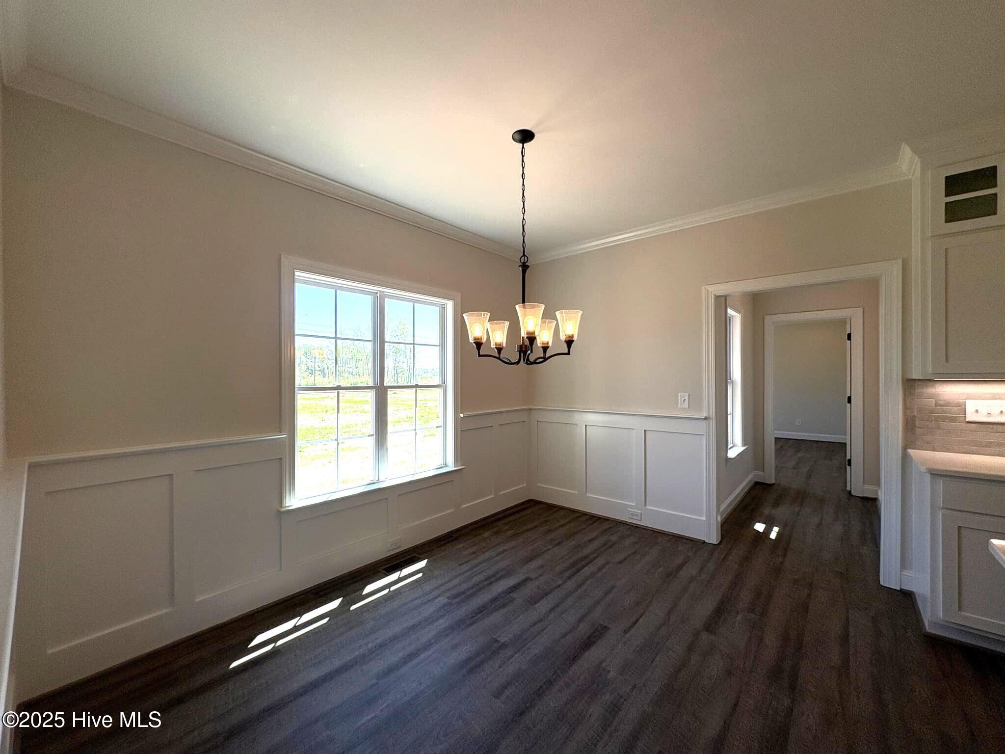 7575 Sweetwater Drive Property Photo 23