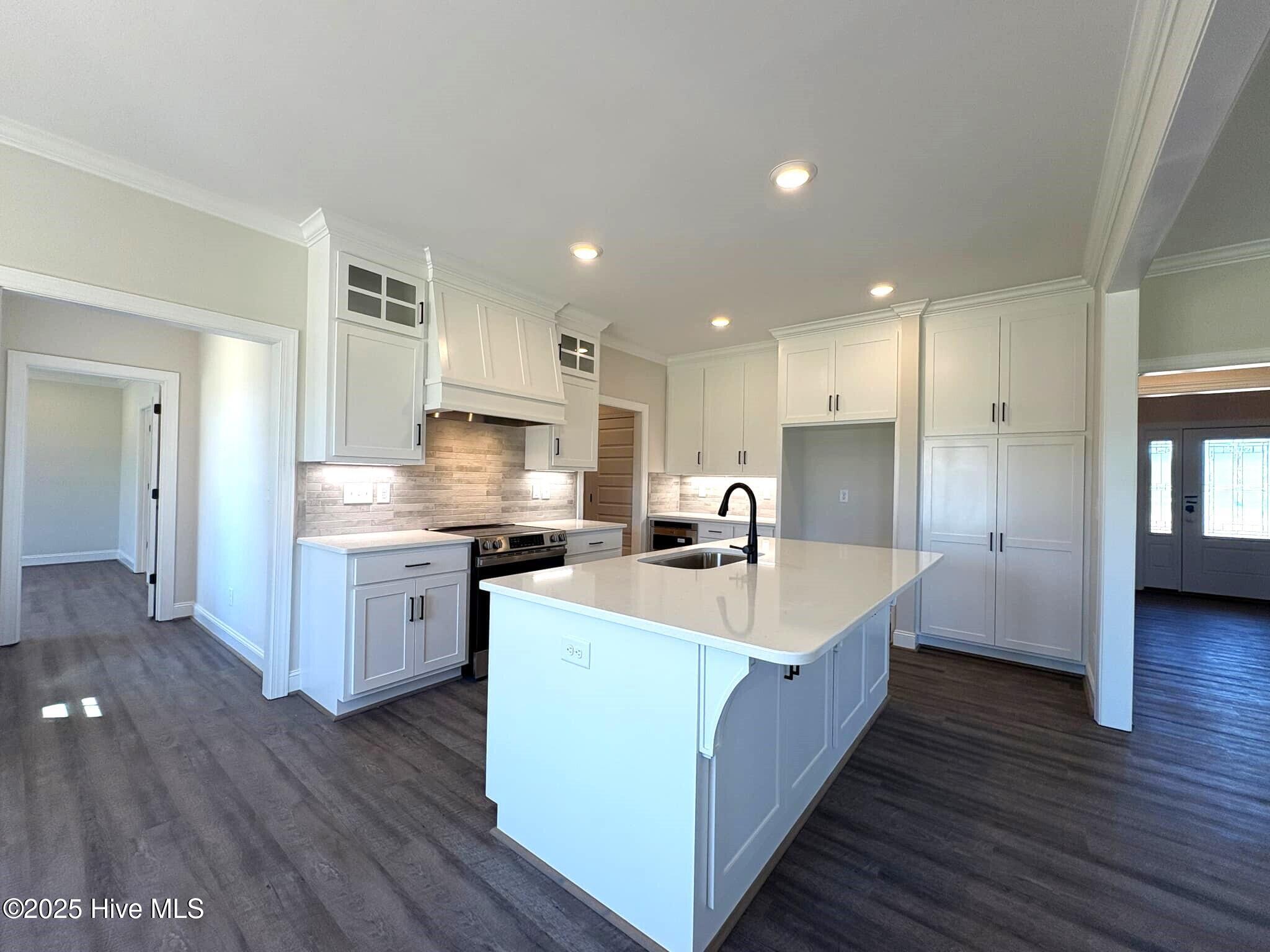 7575 Sweetwater Drive Property Photo 24