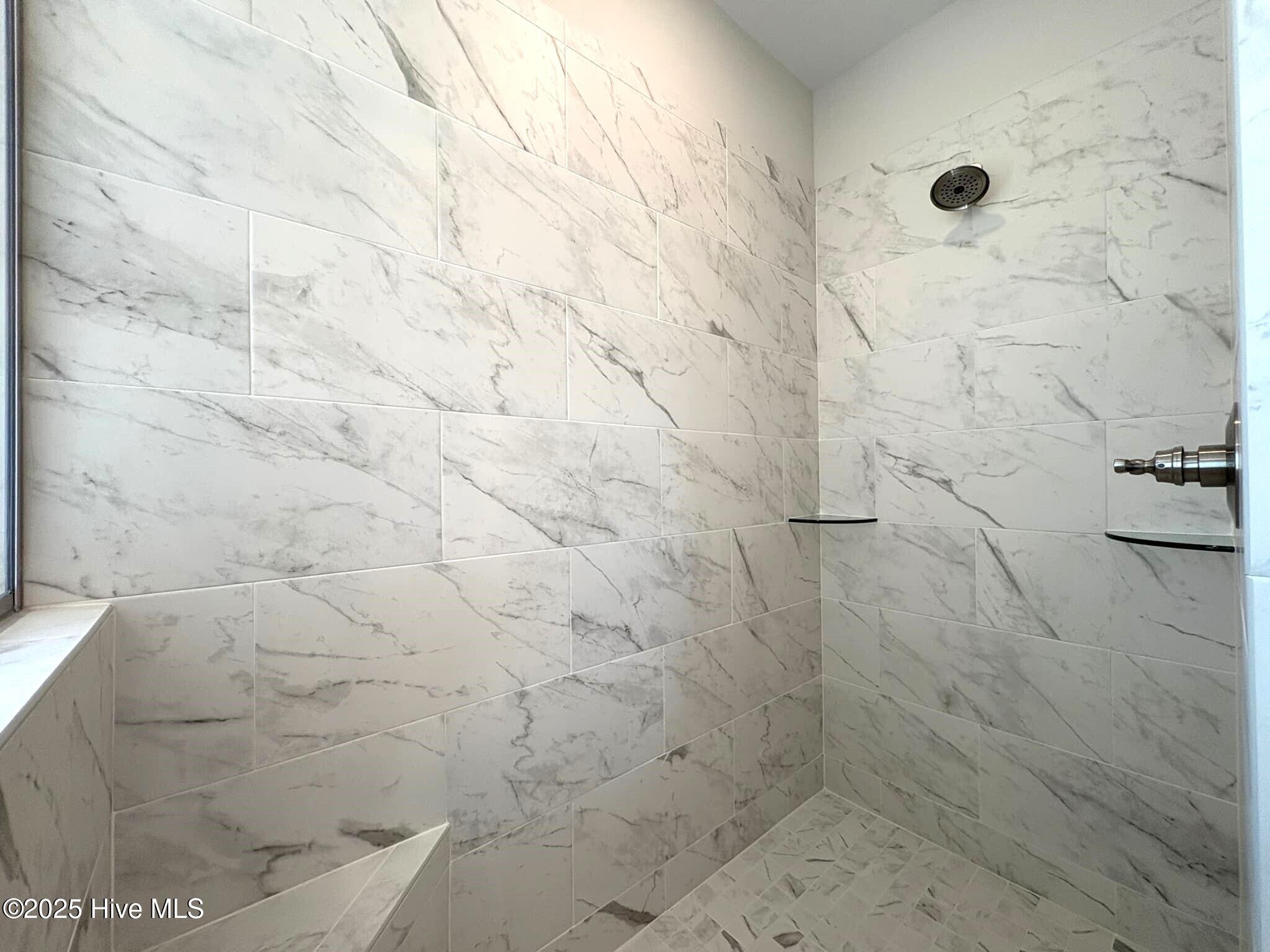 7575 Sweetwater Drive Property Photo 44