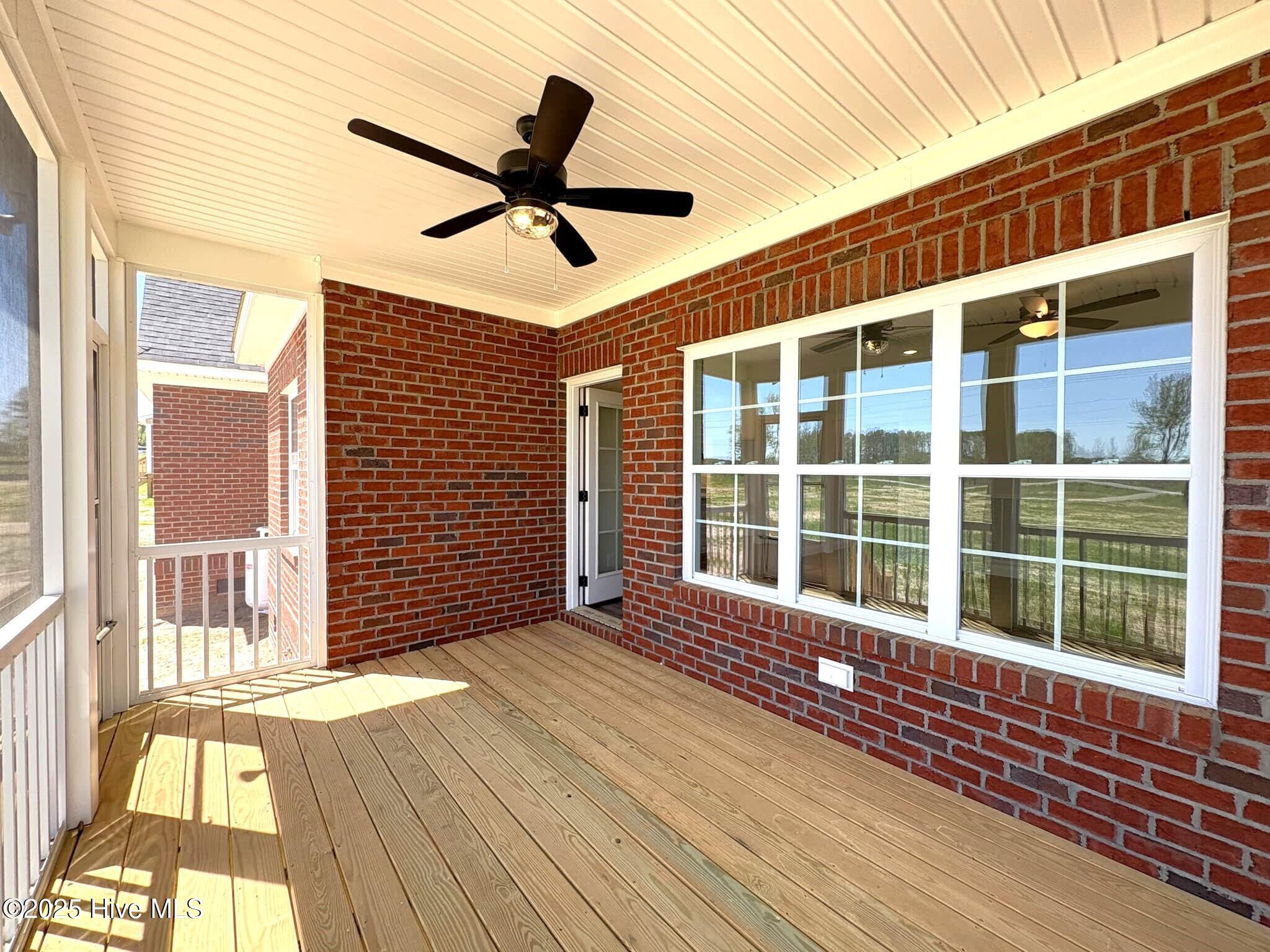 7575 Sweetwater Drive Property Photo 62