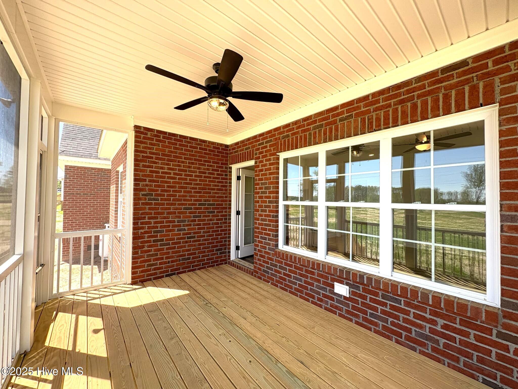 7575 Sweetwater Drive Property Photo 64