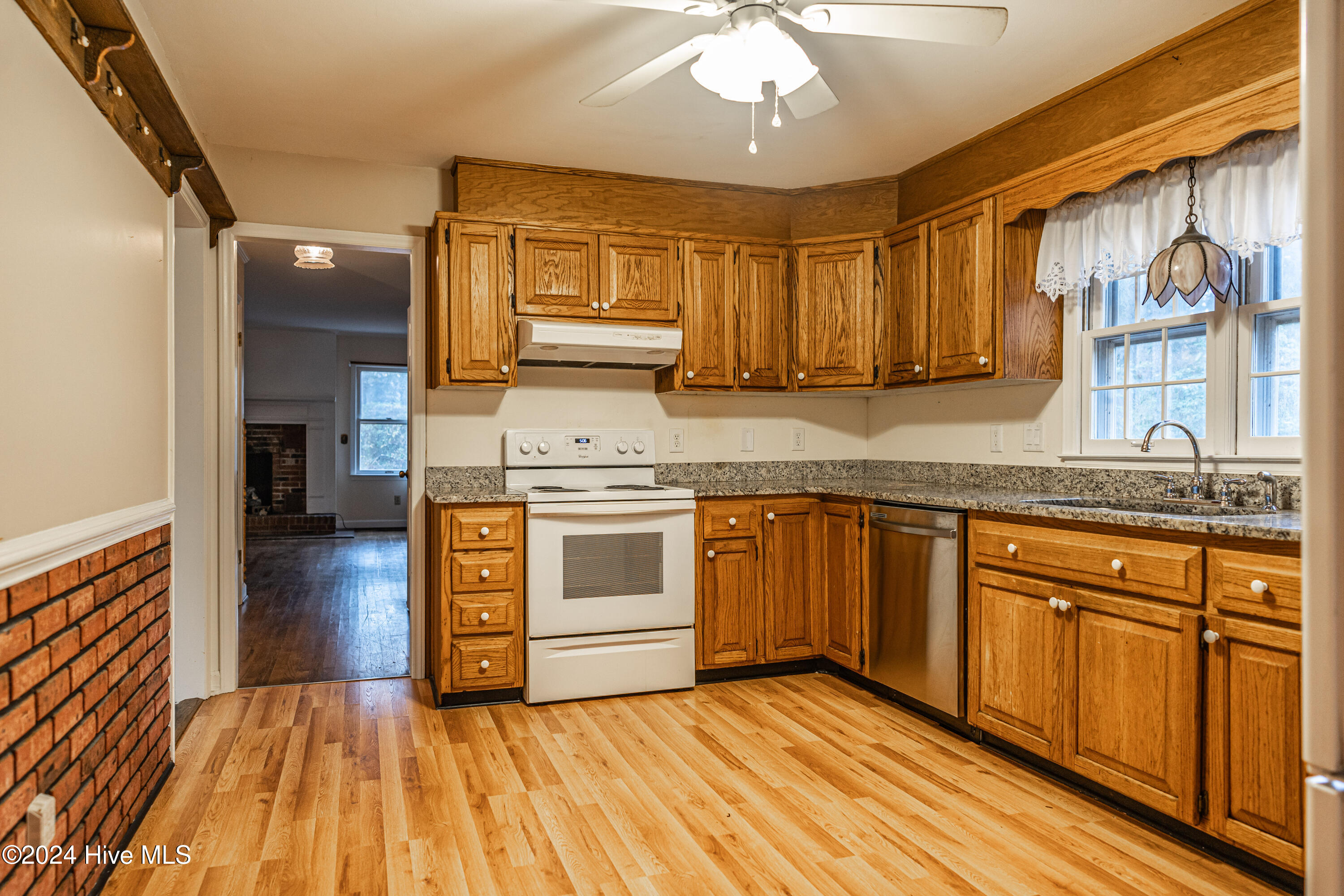 102 James Creek Road Property Photo 13
