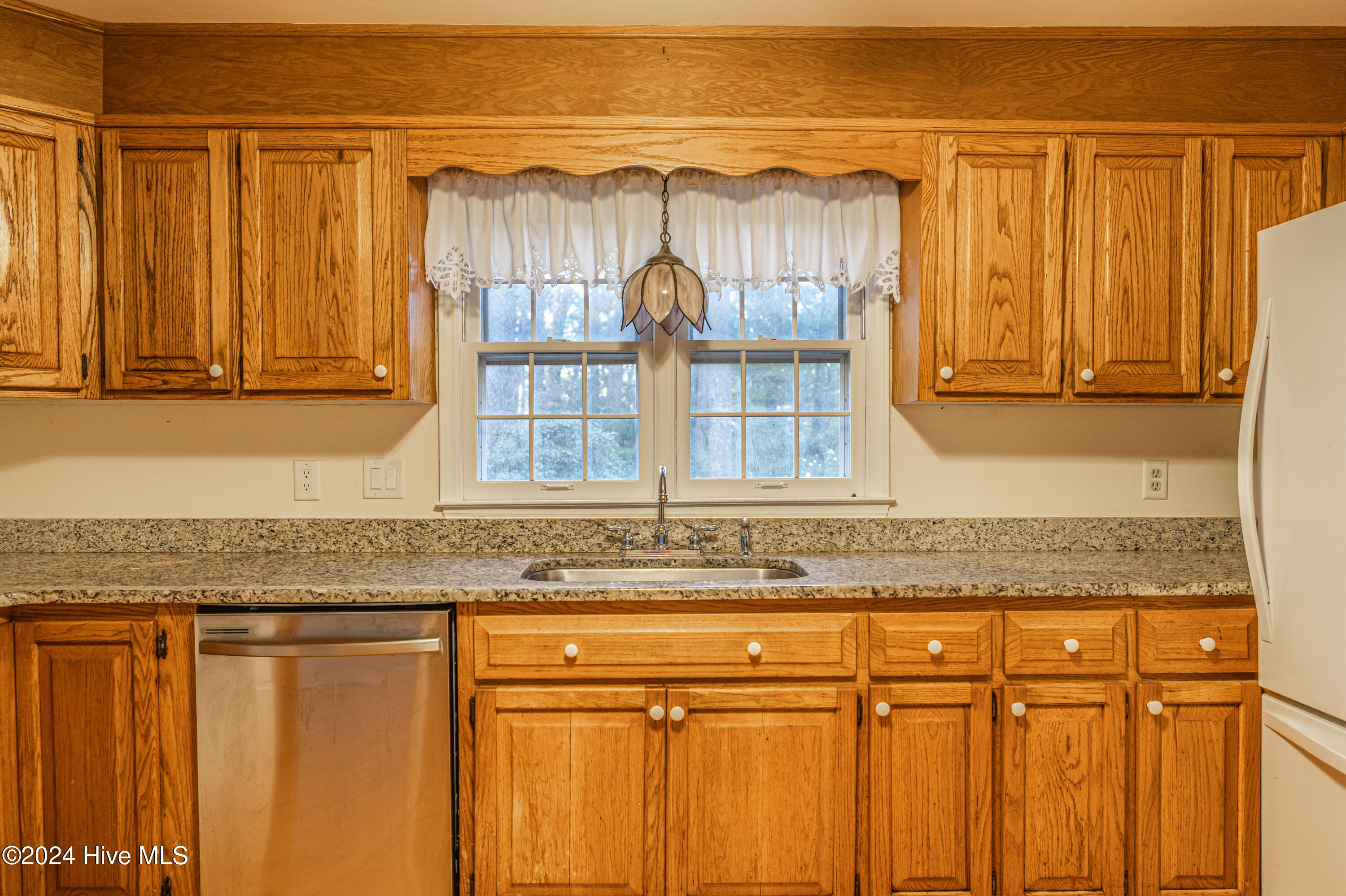 102 James Creek Road Property Photo 14