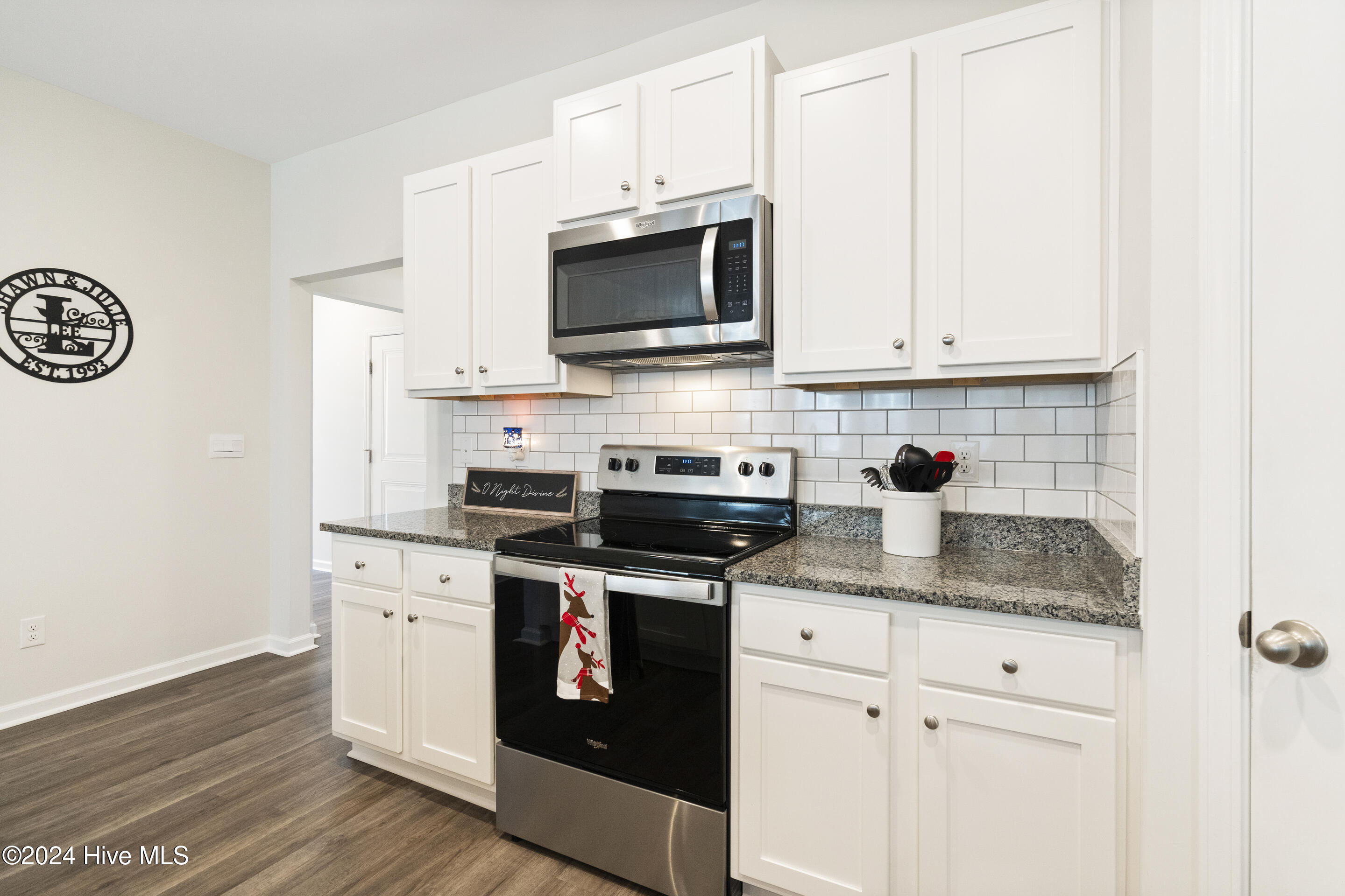 99 Evergreen Forest Drive Property Photo 10