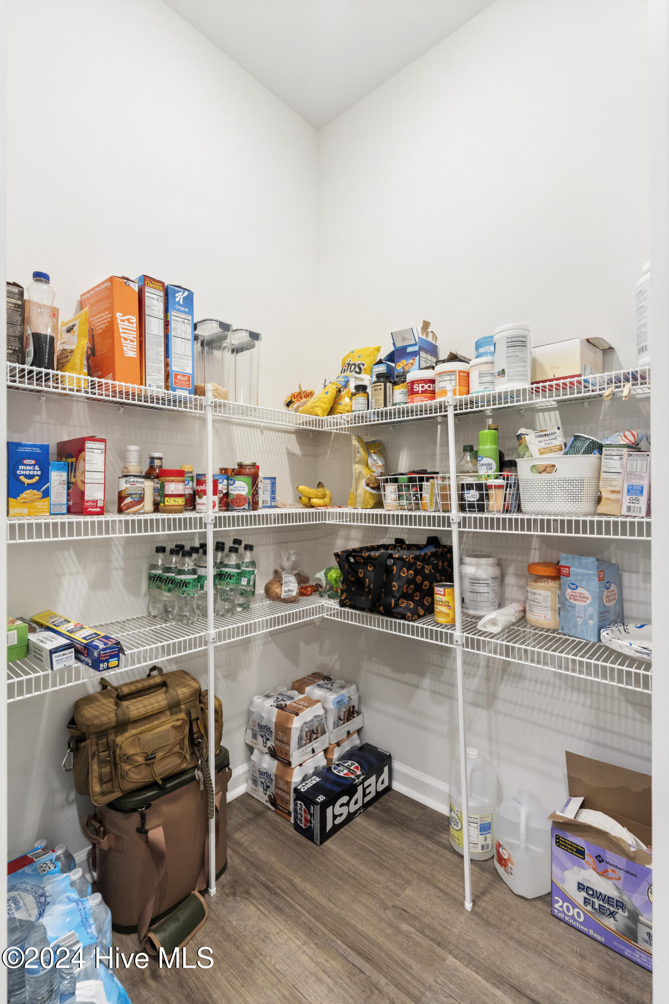 99 Evergreen Forest Drive Property Photo 11