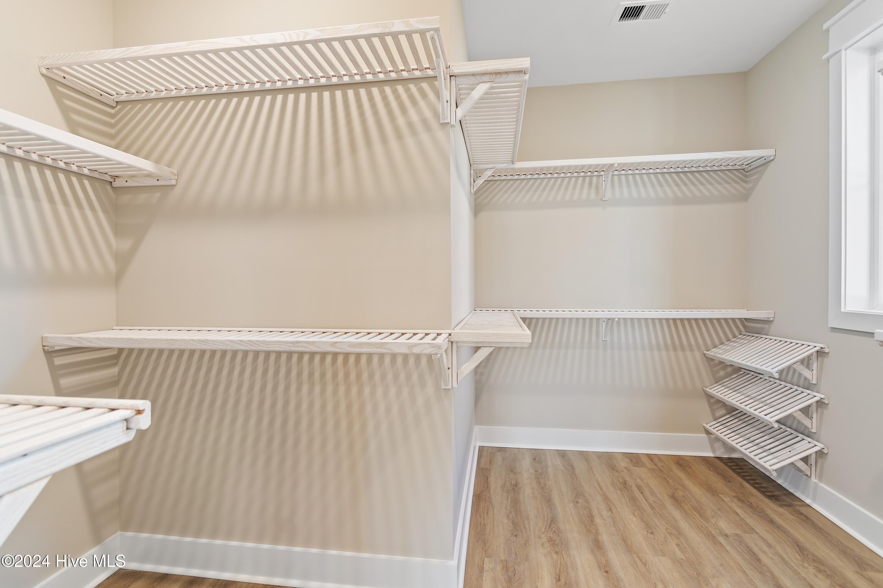 1711 Hemingway Drive Property Photo 36