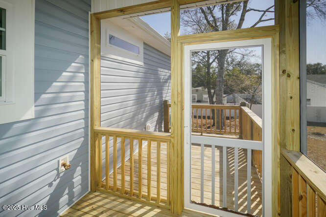 104 Nw 22nd Street Property Photo 5