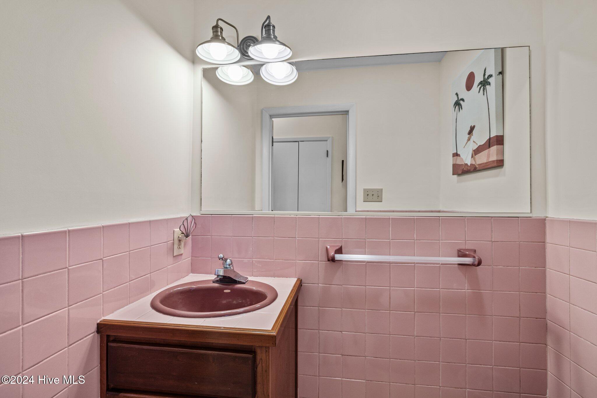 619 Westport Woods Drive Property Photo 13
