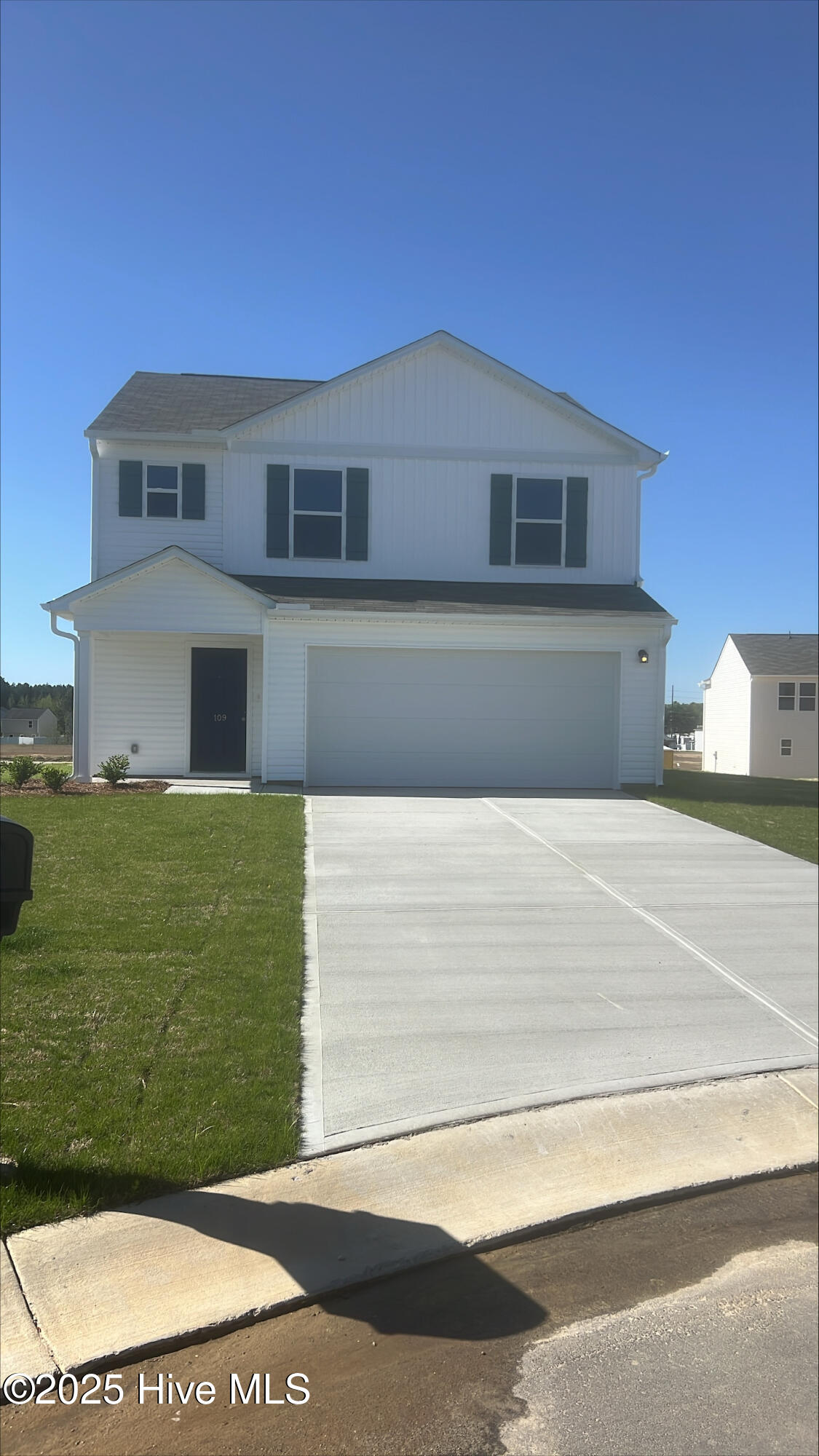 109 Ferry Court Property Photo