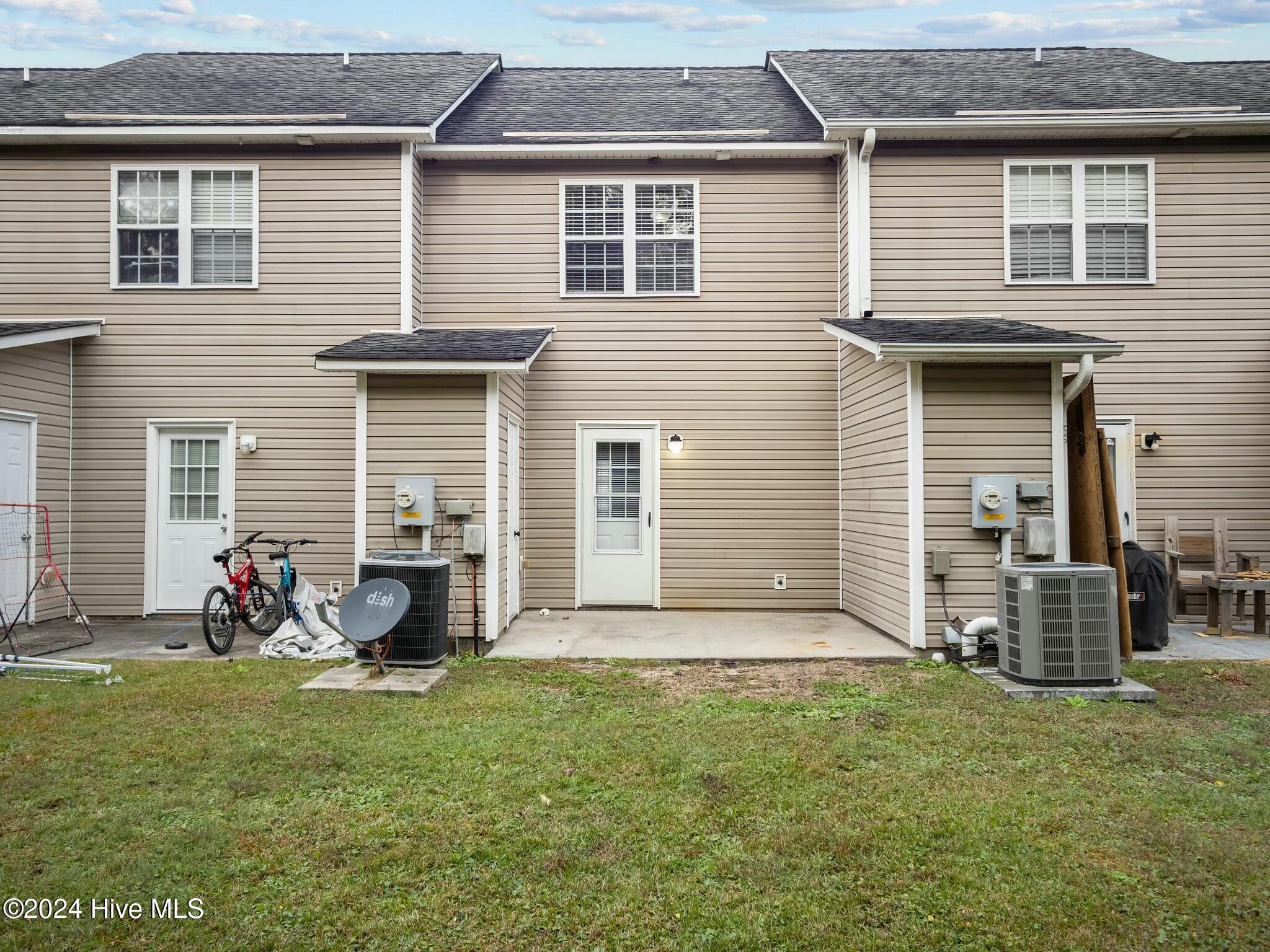 306 Streamwood Drive Drive Property Photo 42