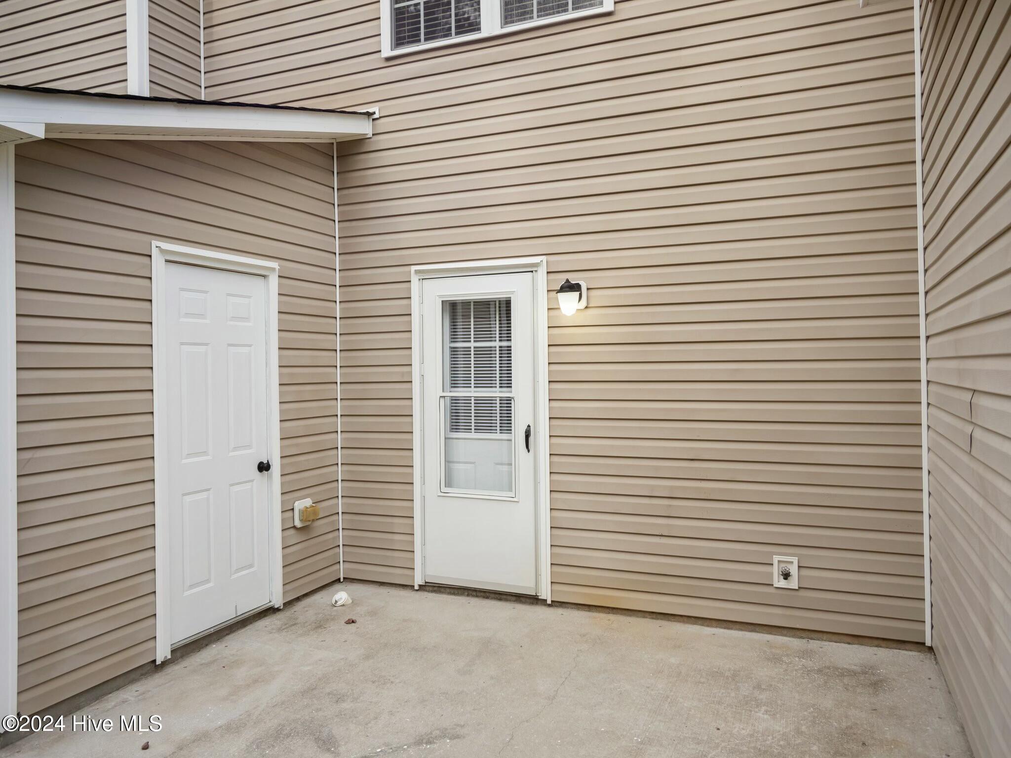 306 Streamwood Drive Drive Property Photo 44