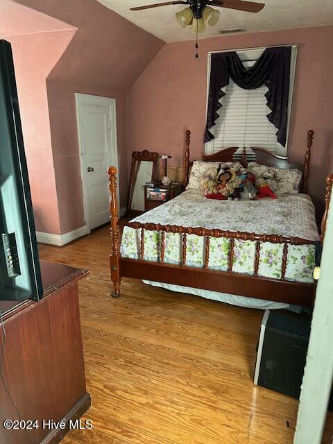 301 W Pittsylvania Street Property Photo 8