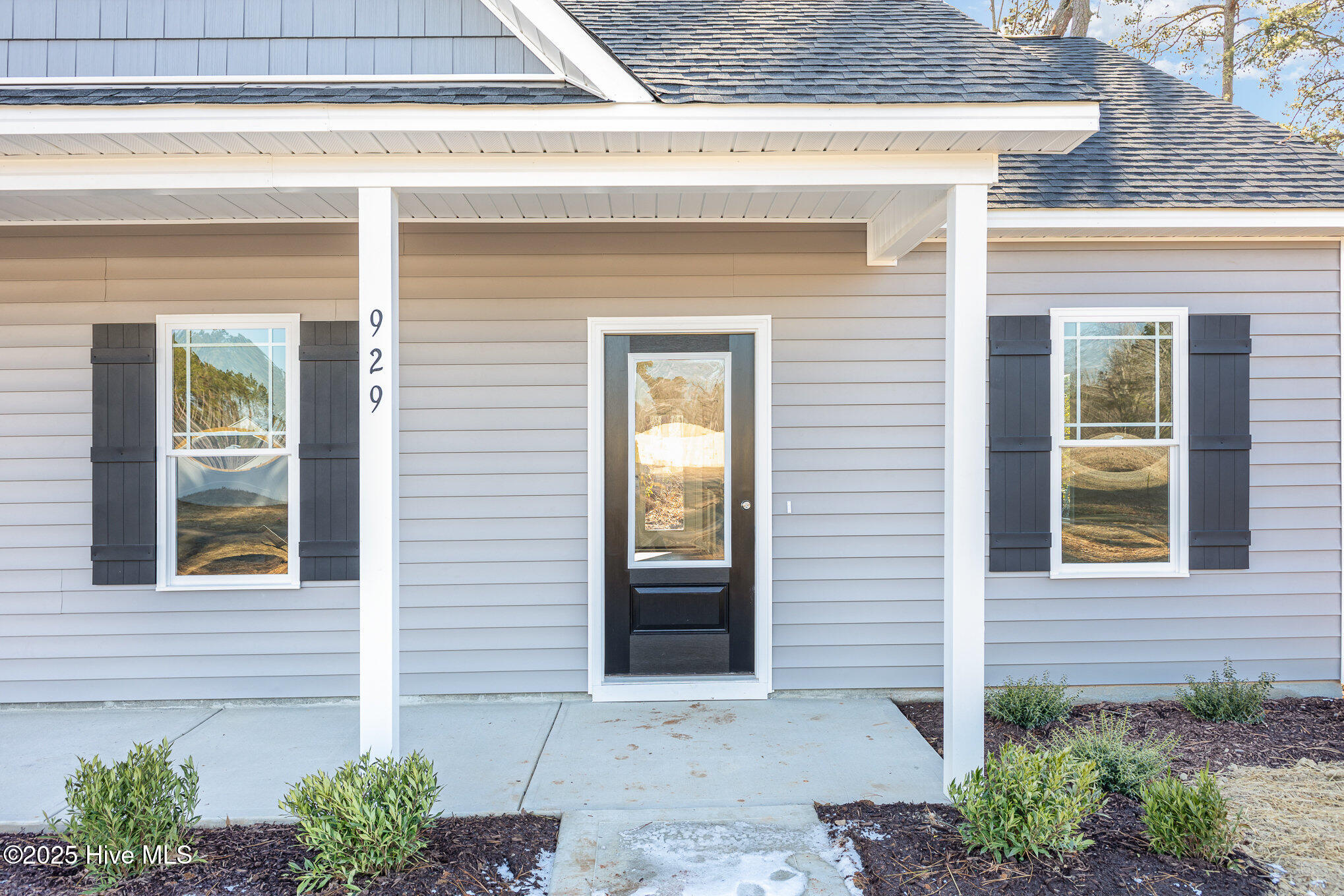 929 Micro Road Property Photo 3