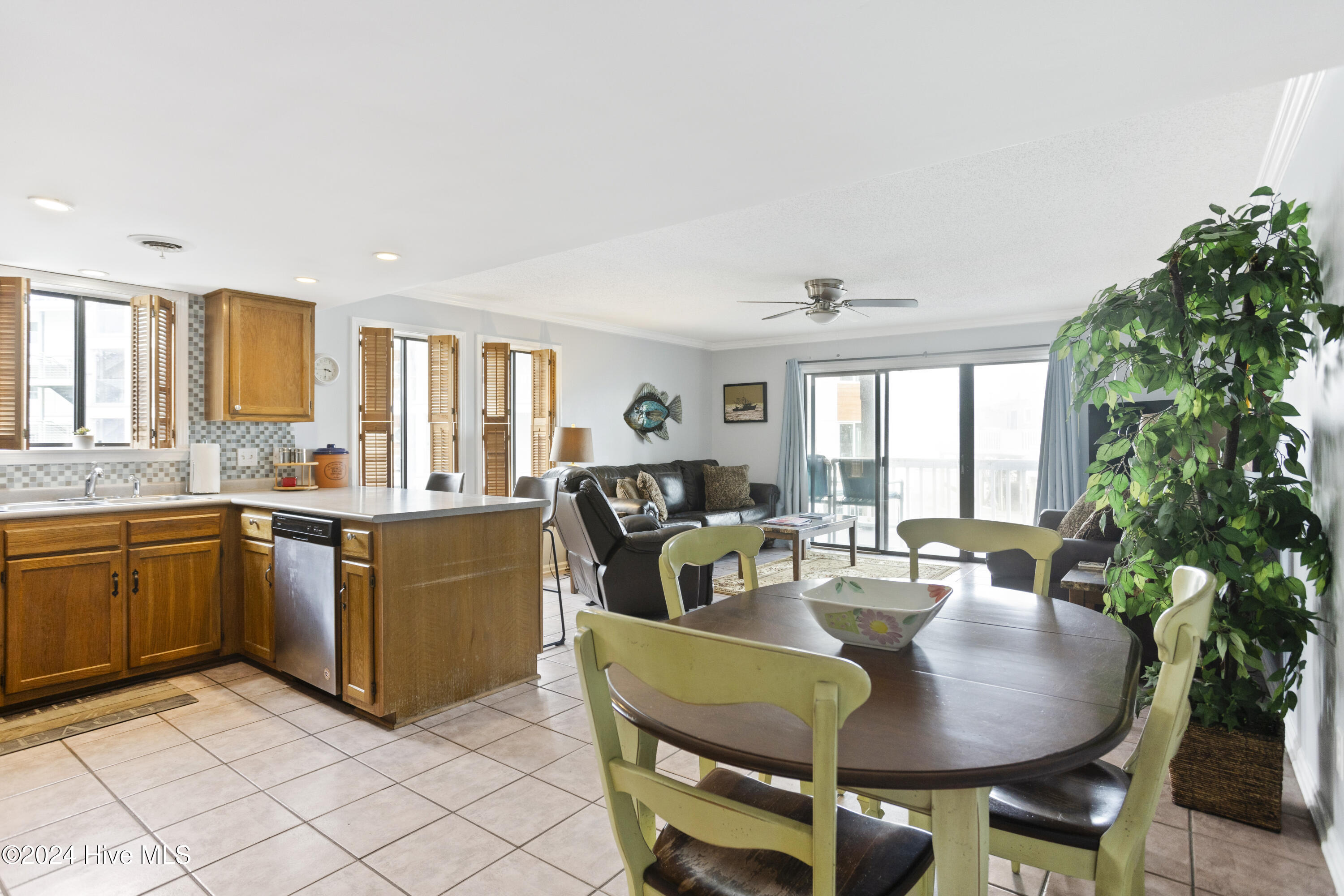 1717 Carolina Beach Avenue Unit 8b Property Photo 13