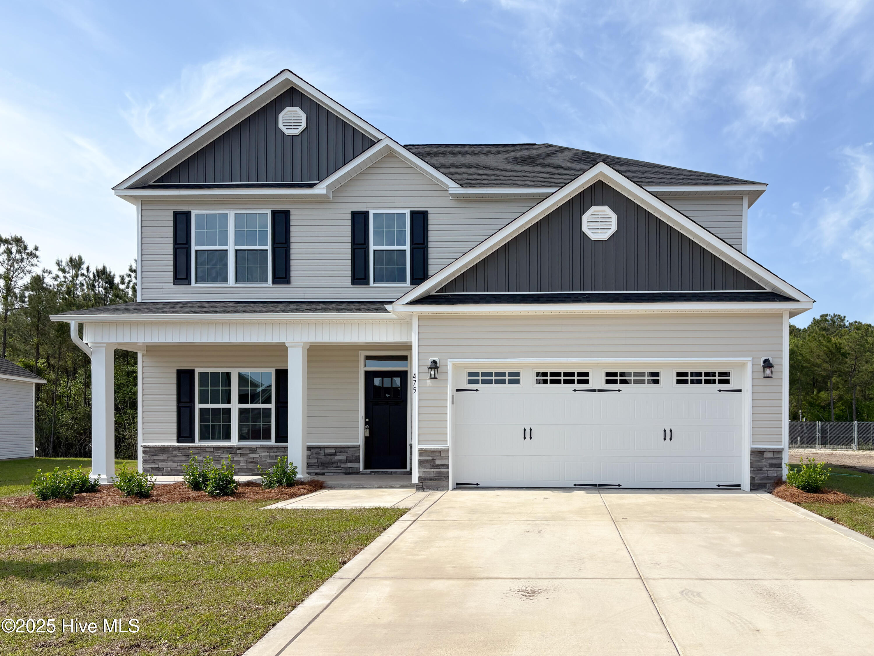 475 Pebble Shore Drive Property Photo 1