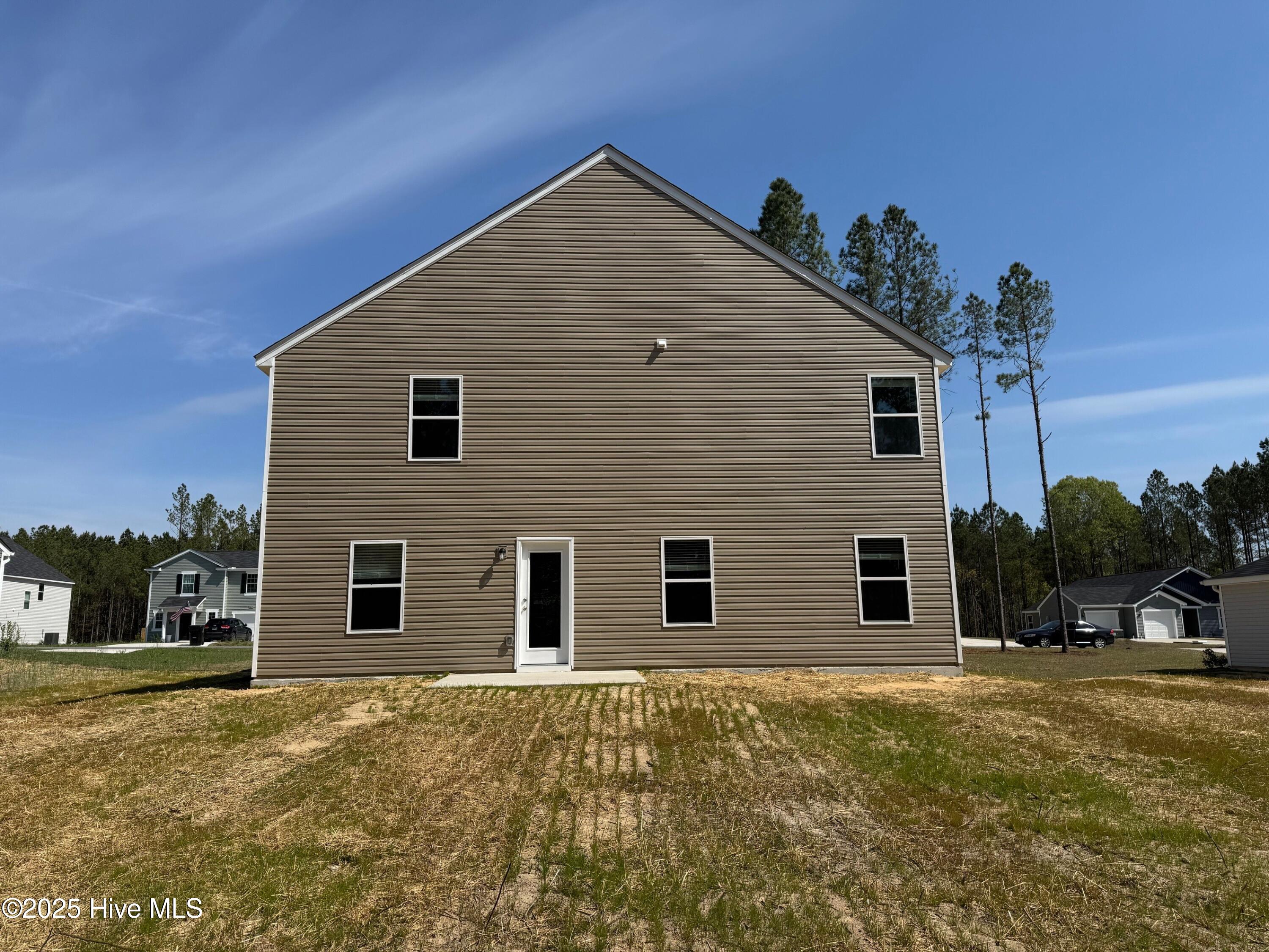 288 Rocking Horse Lane Property Photo 2
