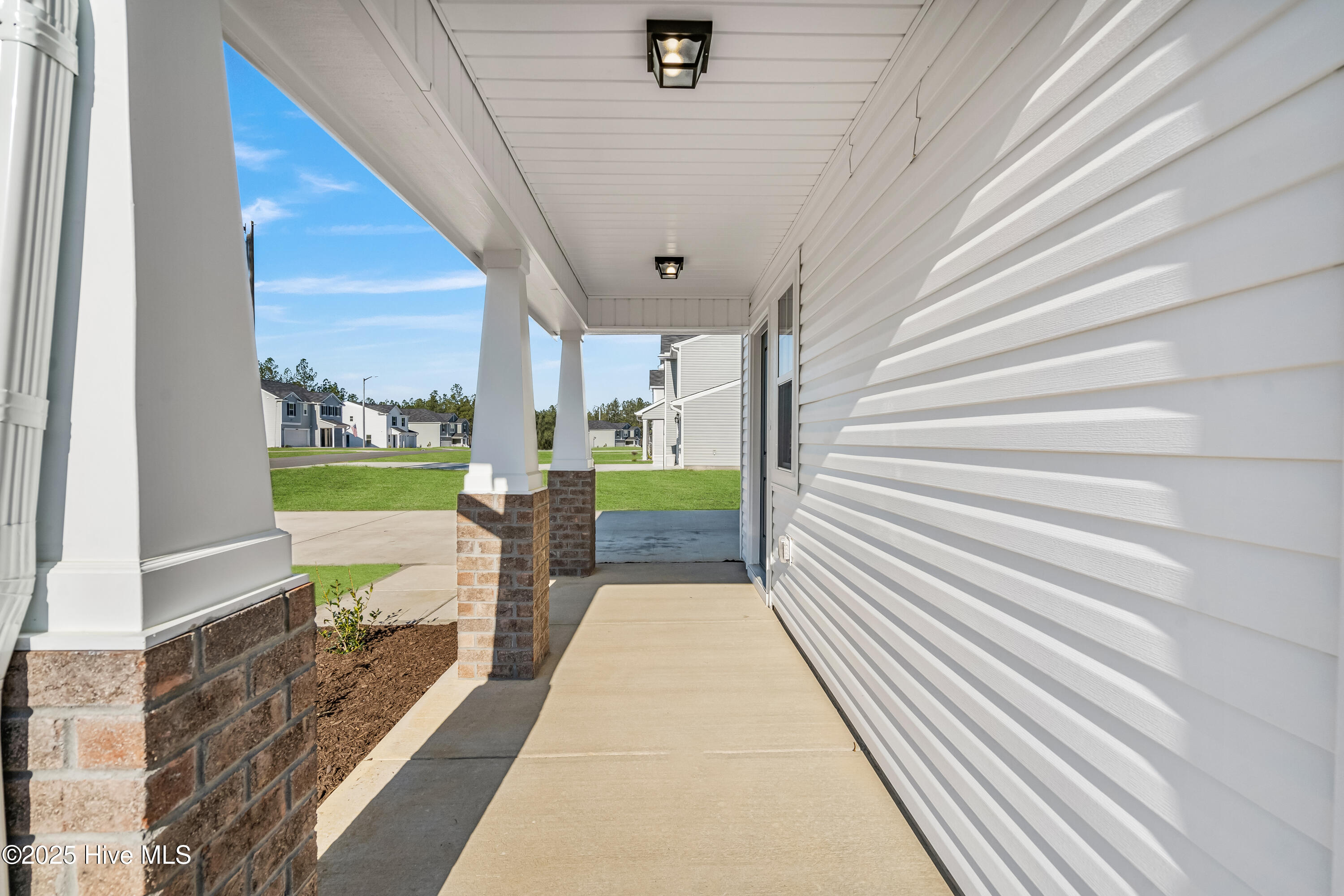 283 Rocking Horse Lane Property Photo 4