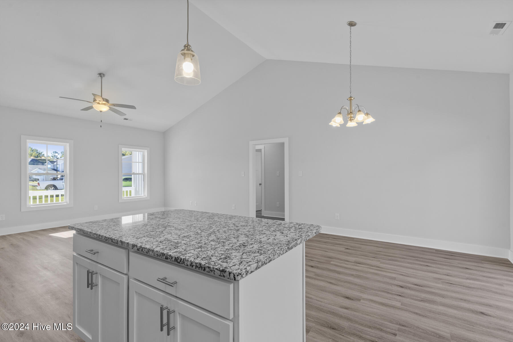 110 Napoli Drive Property Photo 8