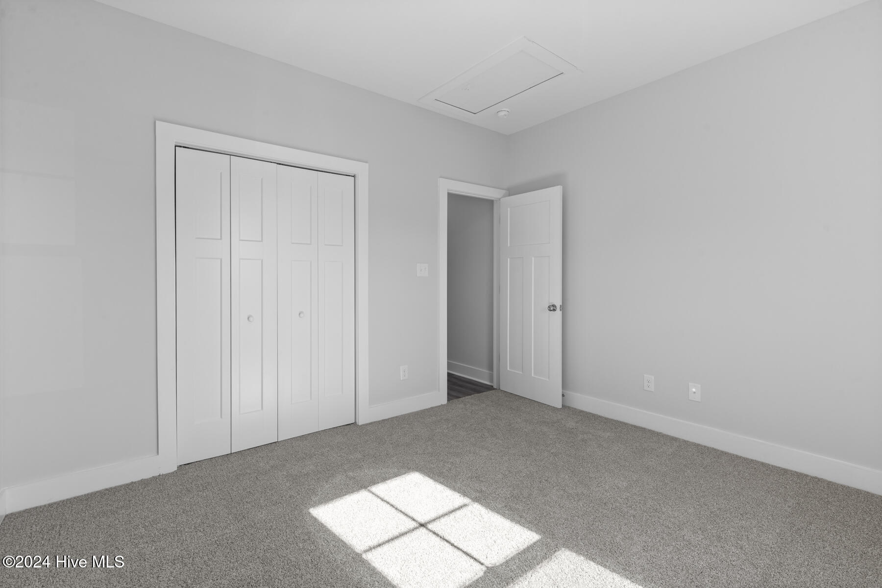 110 Napoli Drive Property Photo 23