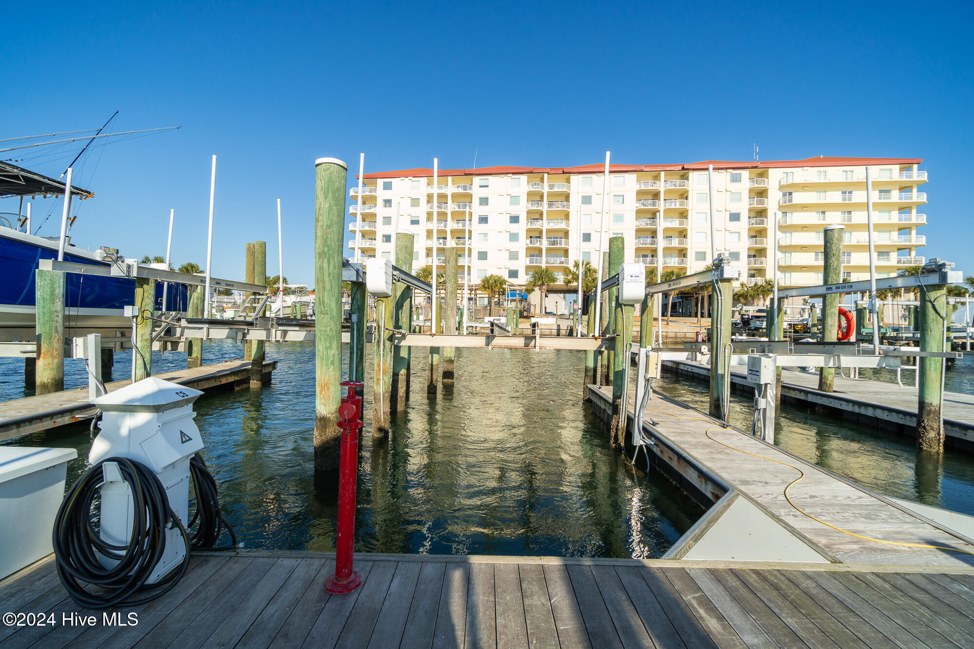 100 Olde Towne Yacht Club Road C09 Property Photo 1