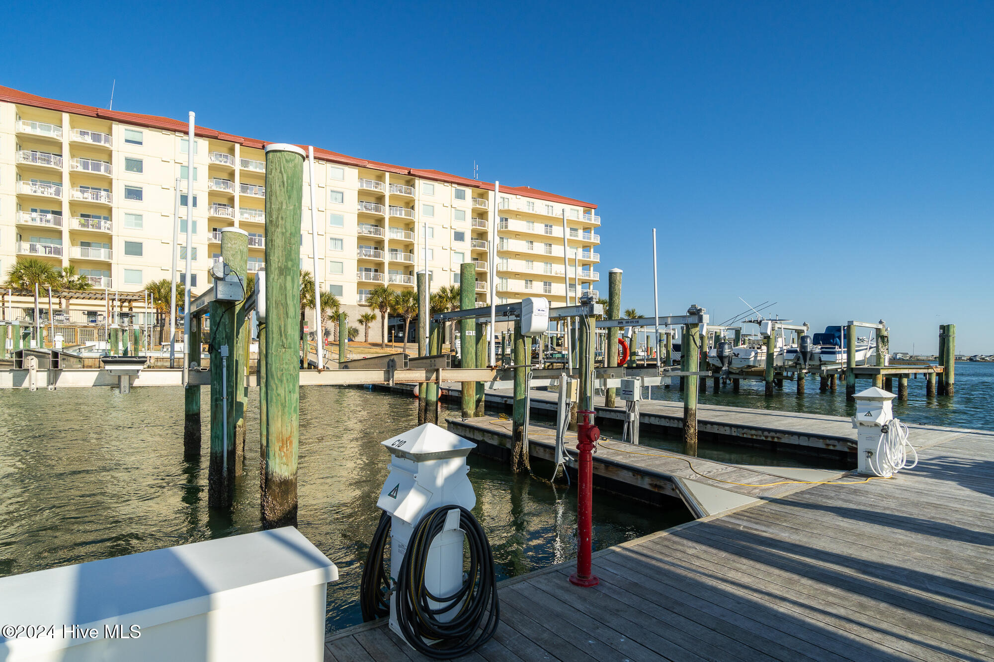 100 Olde Towne Yacht Club Road C09 Property Photo 3