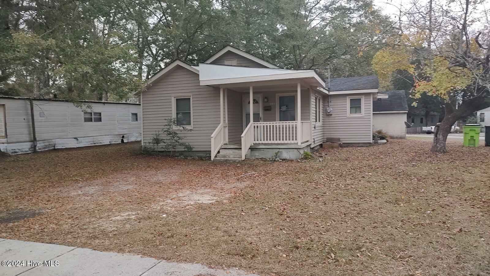 909 Trent Avenue Property Photo 8