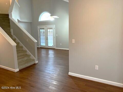 2425 Winding Creek Drive Property Photo 3
