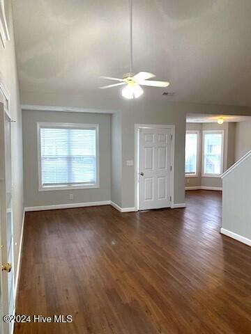 2425 Winding Creek Drive Sw Property Photo 5
