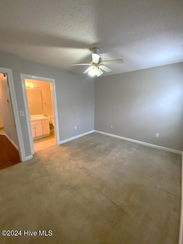 2425 Winding Creek Drive Property Photo 11