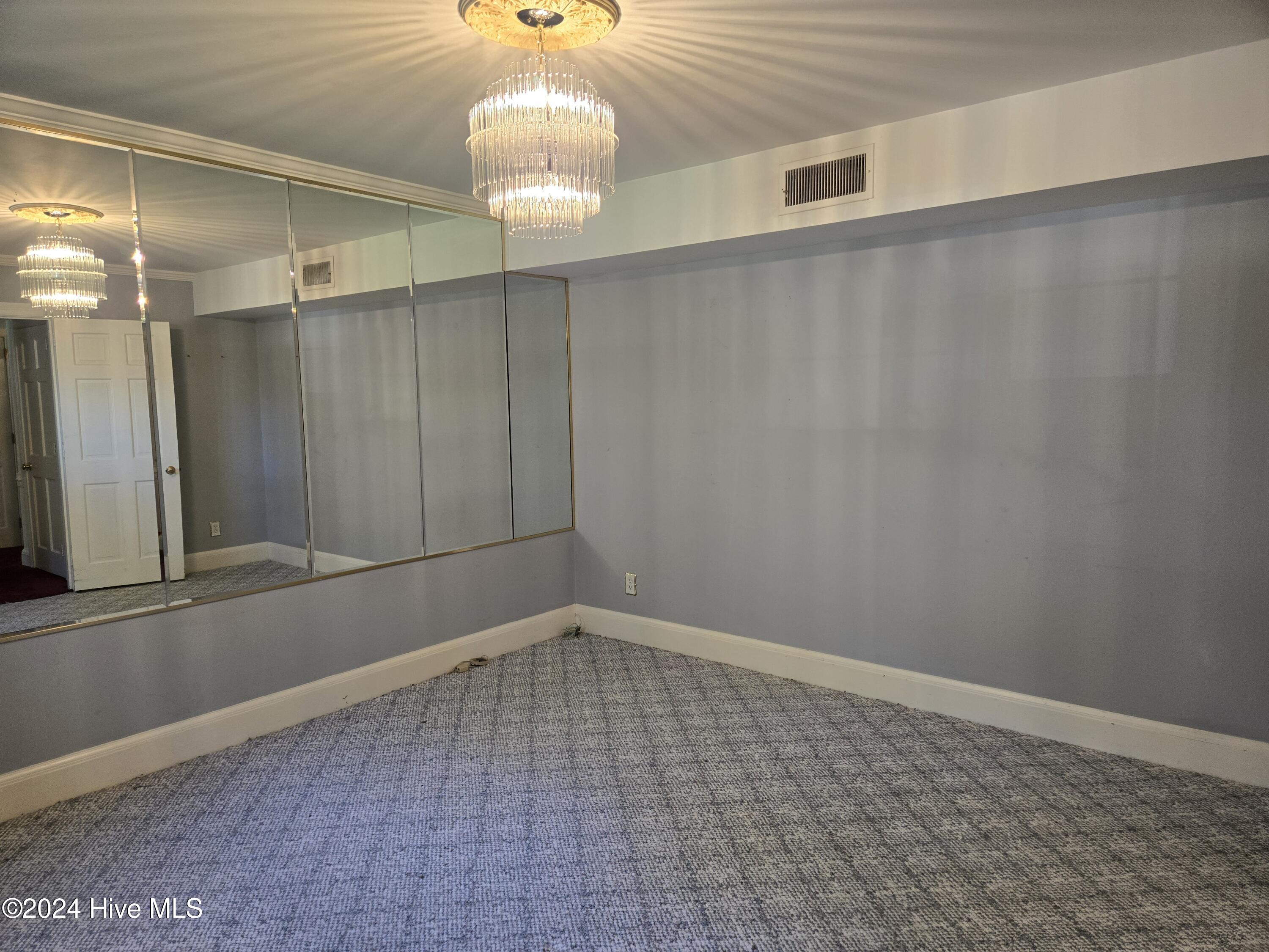 1112 Laurel Lane Property Photo 24