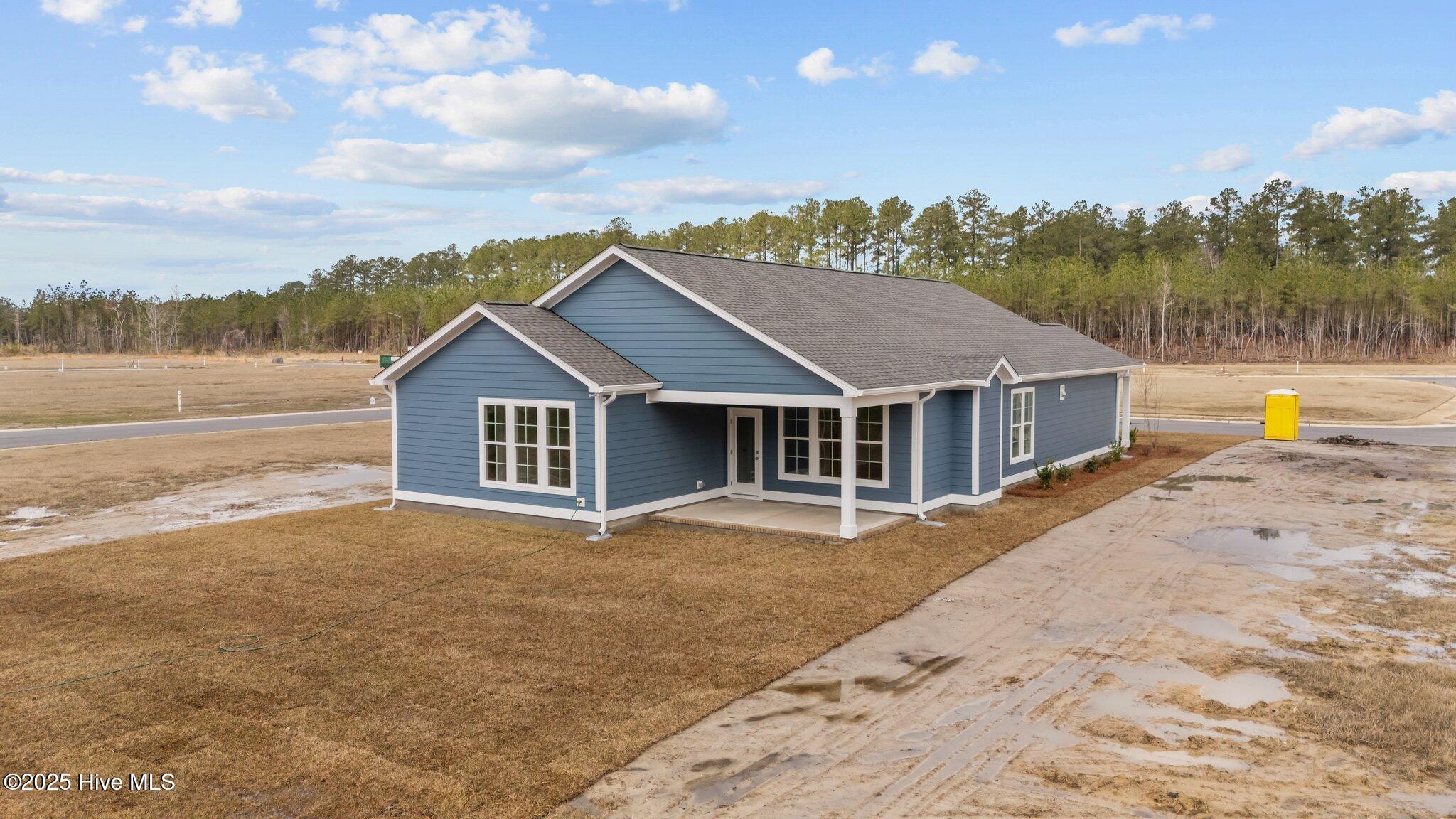 1002 Brighton Drive Property Photo 4