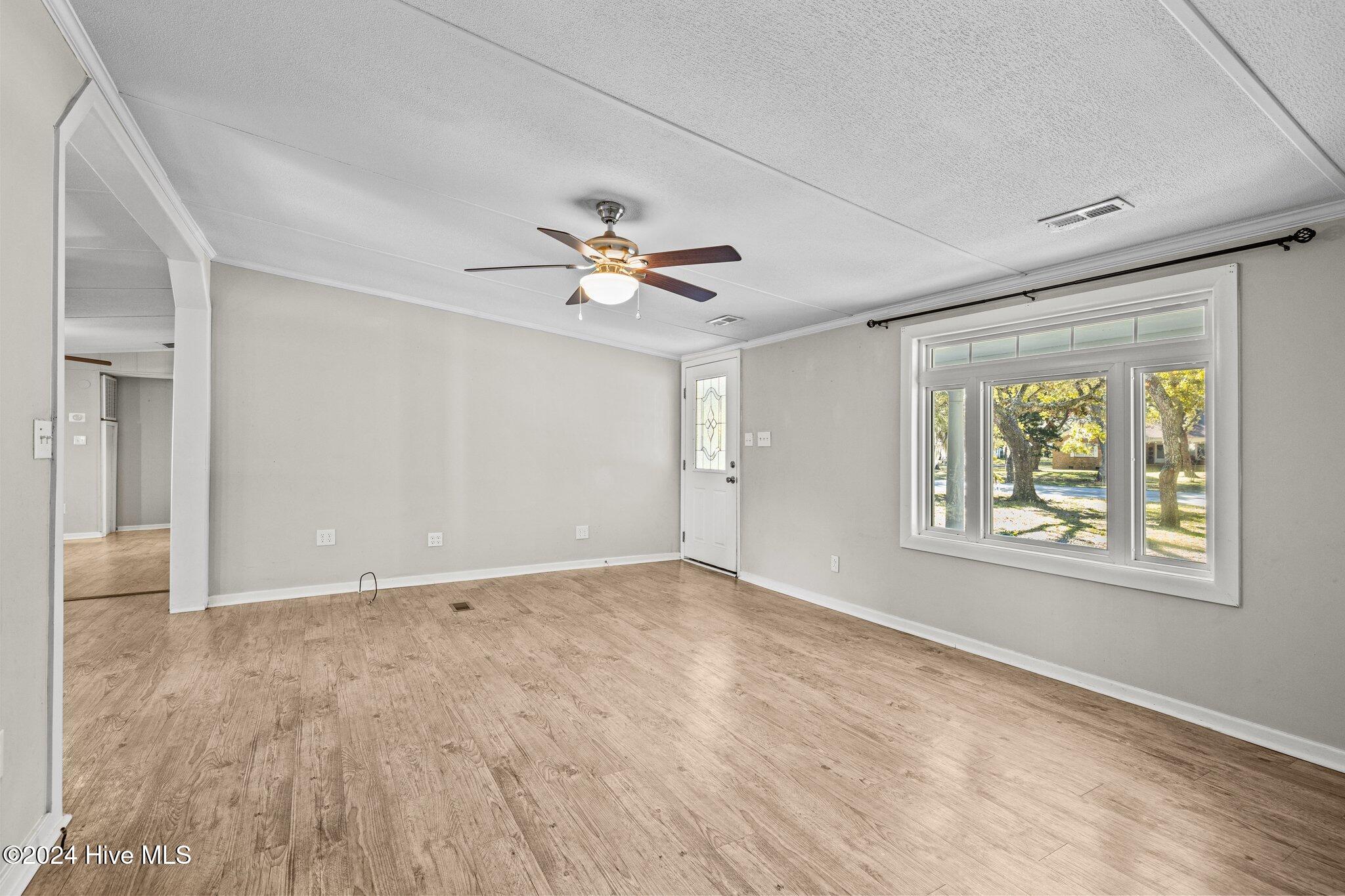 475 Island Road Property Photo 3