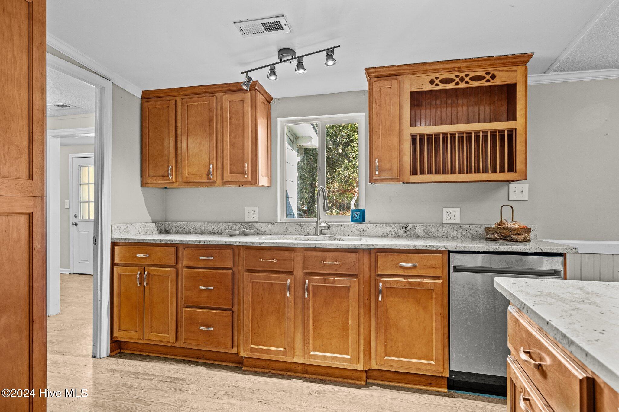 475 Island Road Property Photo 7