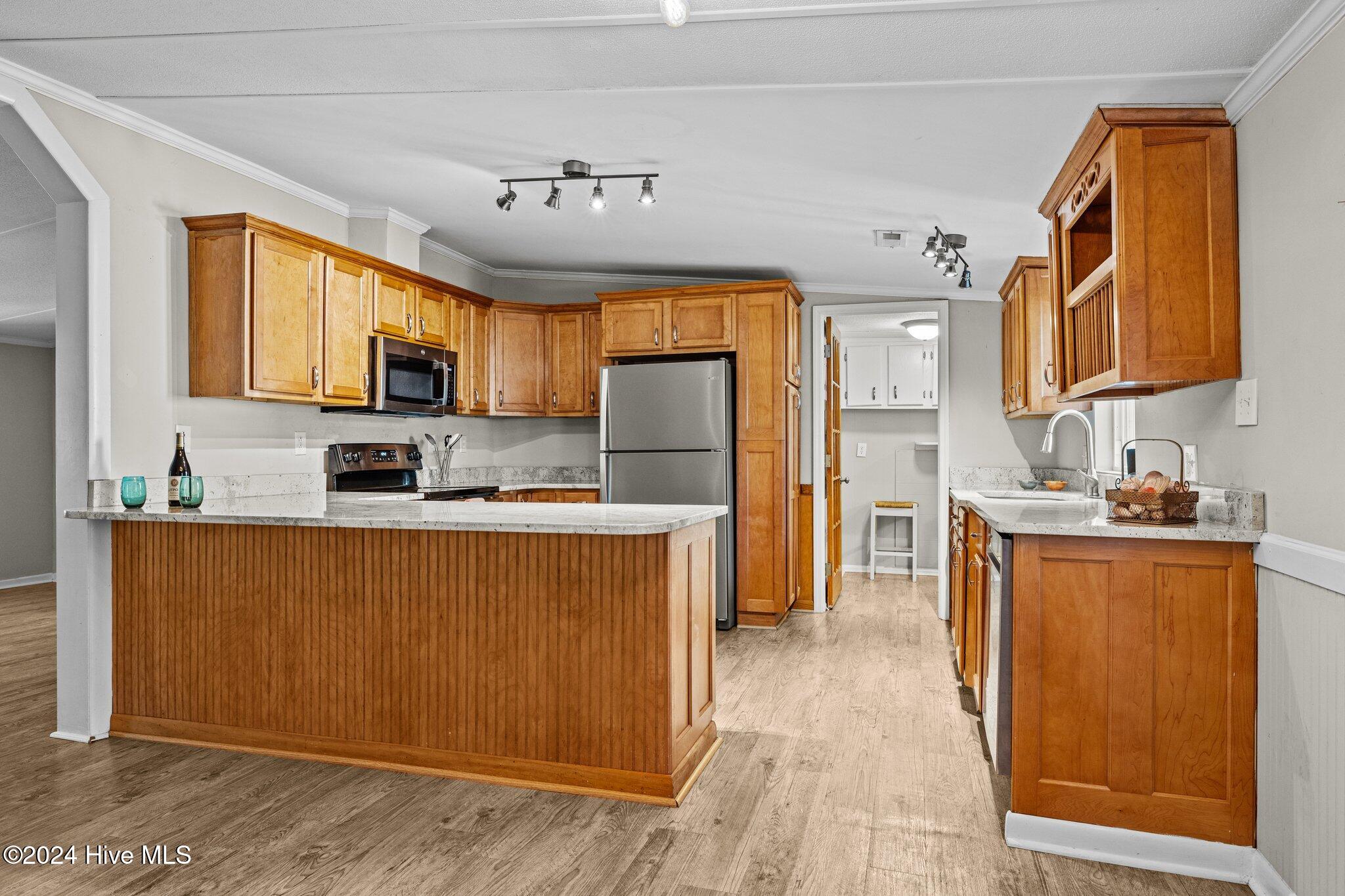 475 Island Road Property Photo 8