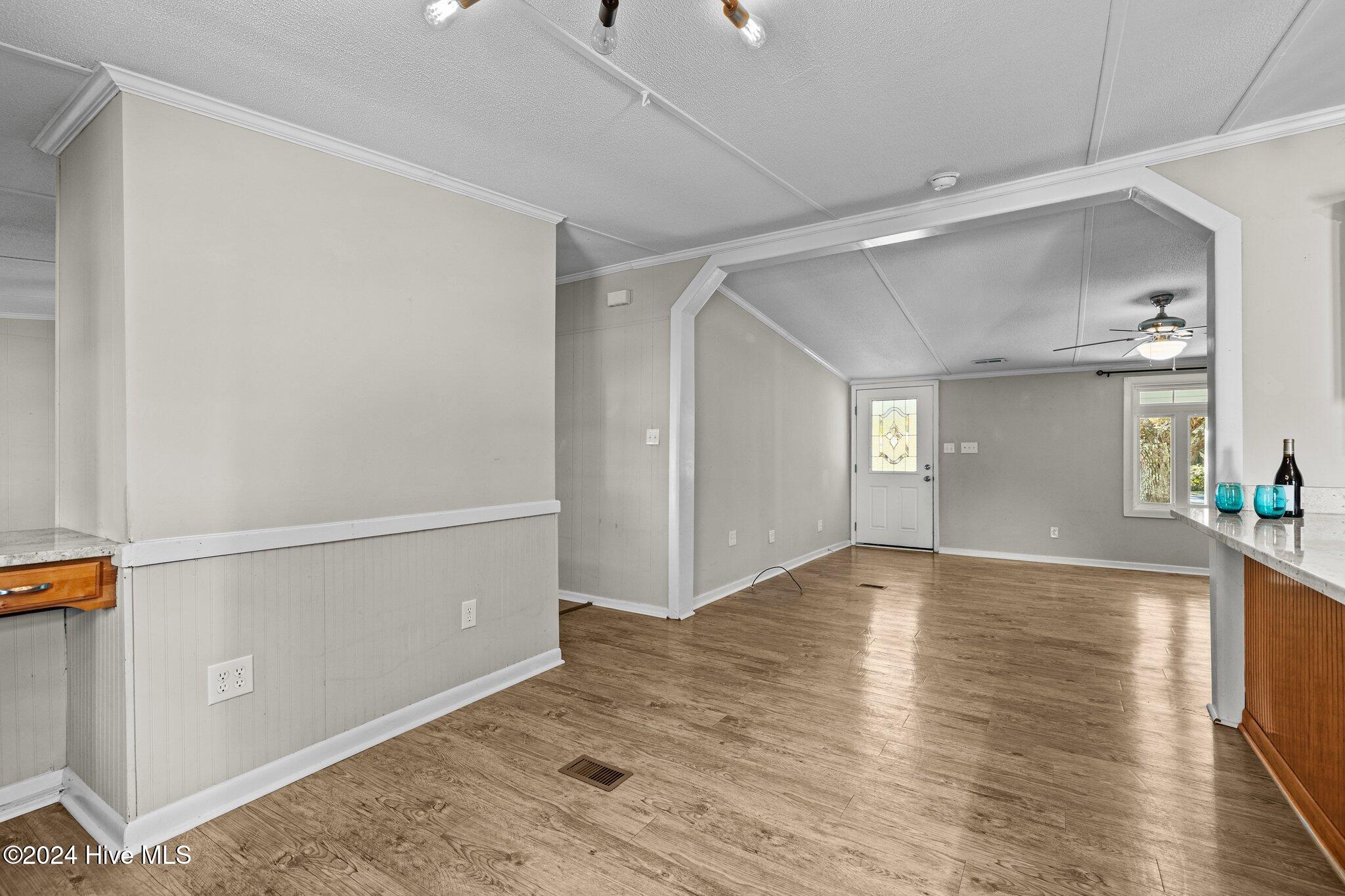 475 Island Road Property Photo 10