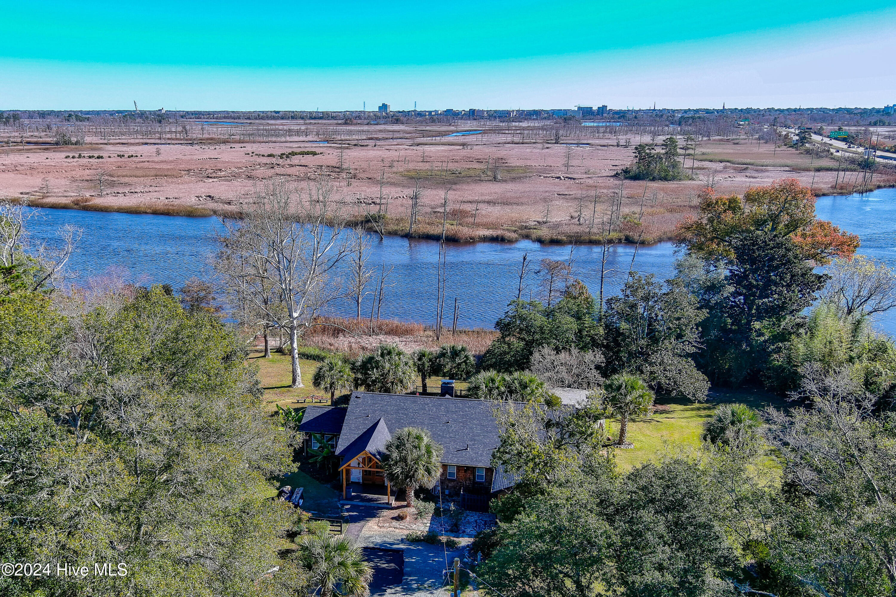 110 Riverview Drive Property Photo 1