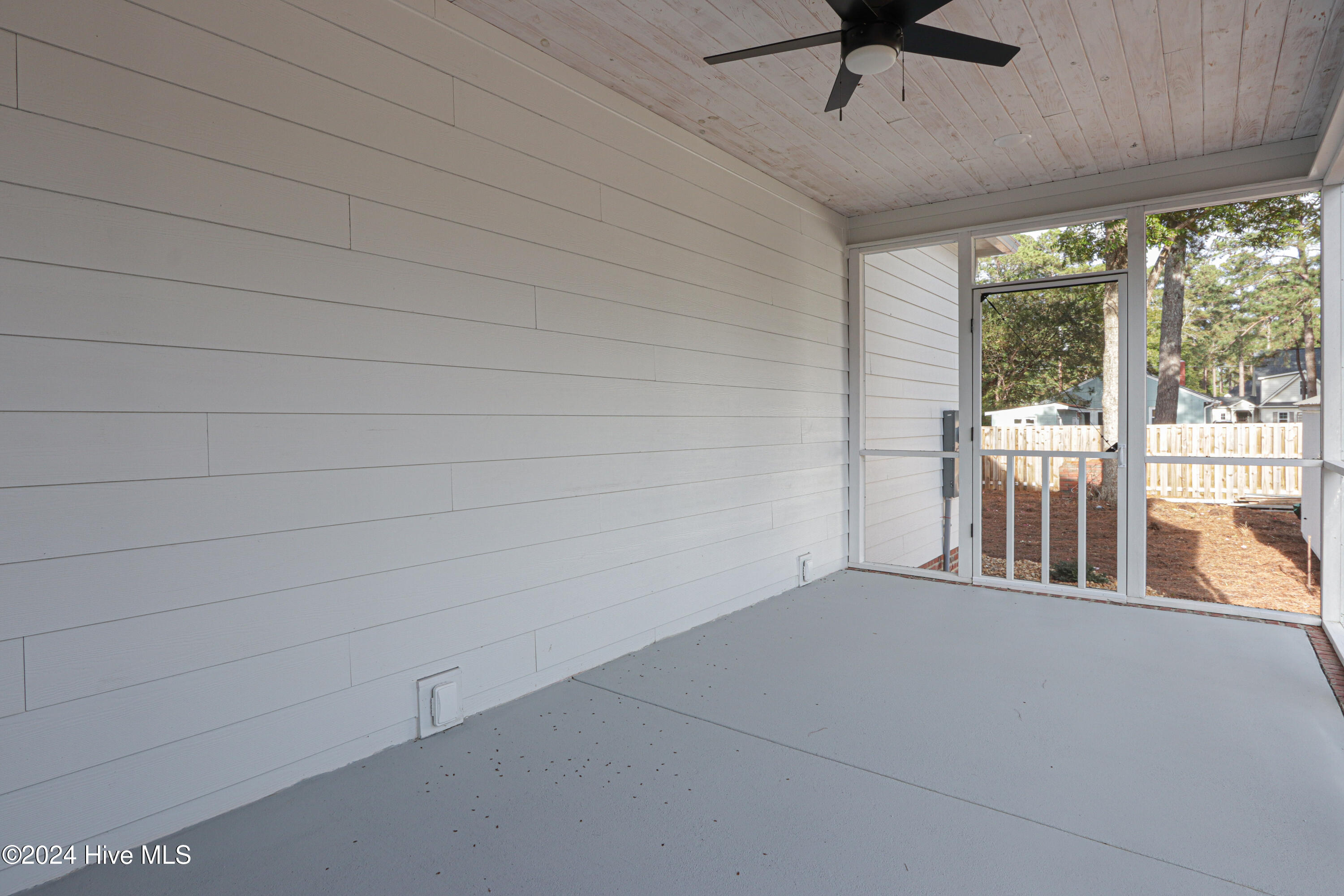 30 Medlin Road Property Photo 14